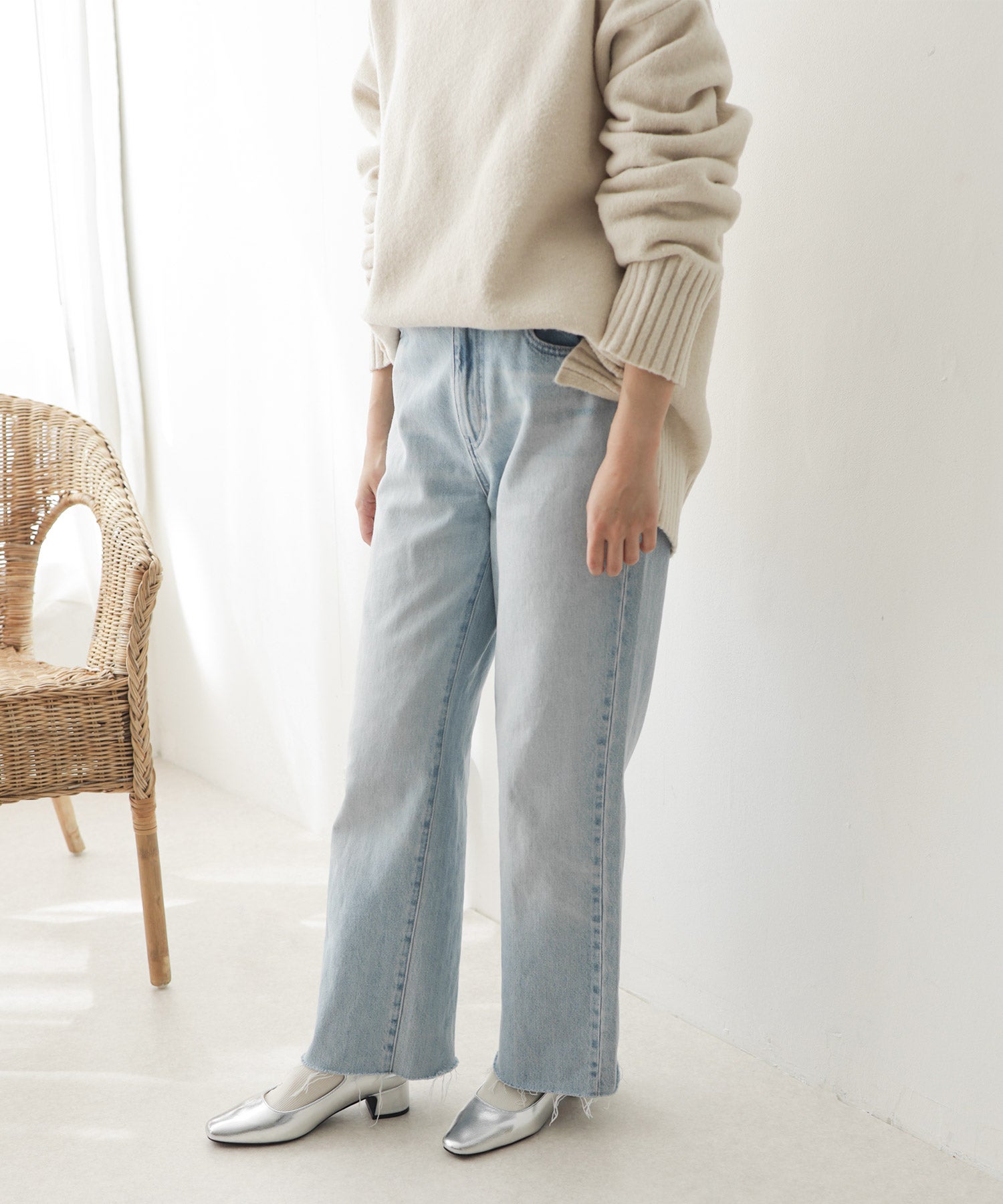 スクエアトゥメリージェーンストラップパンプス