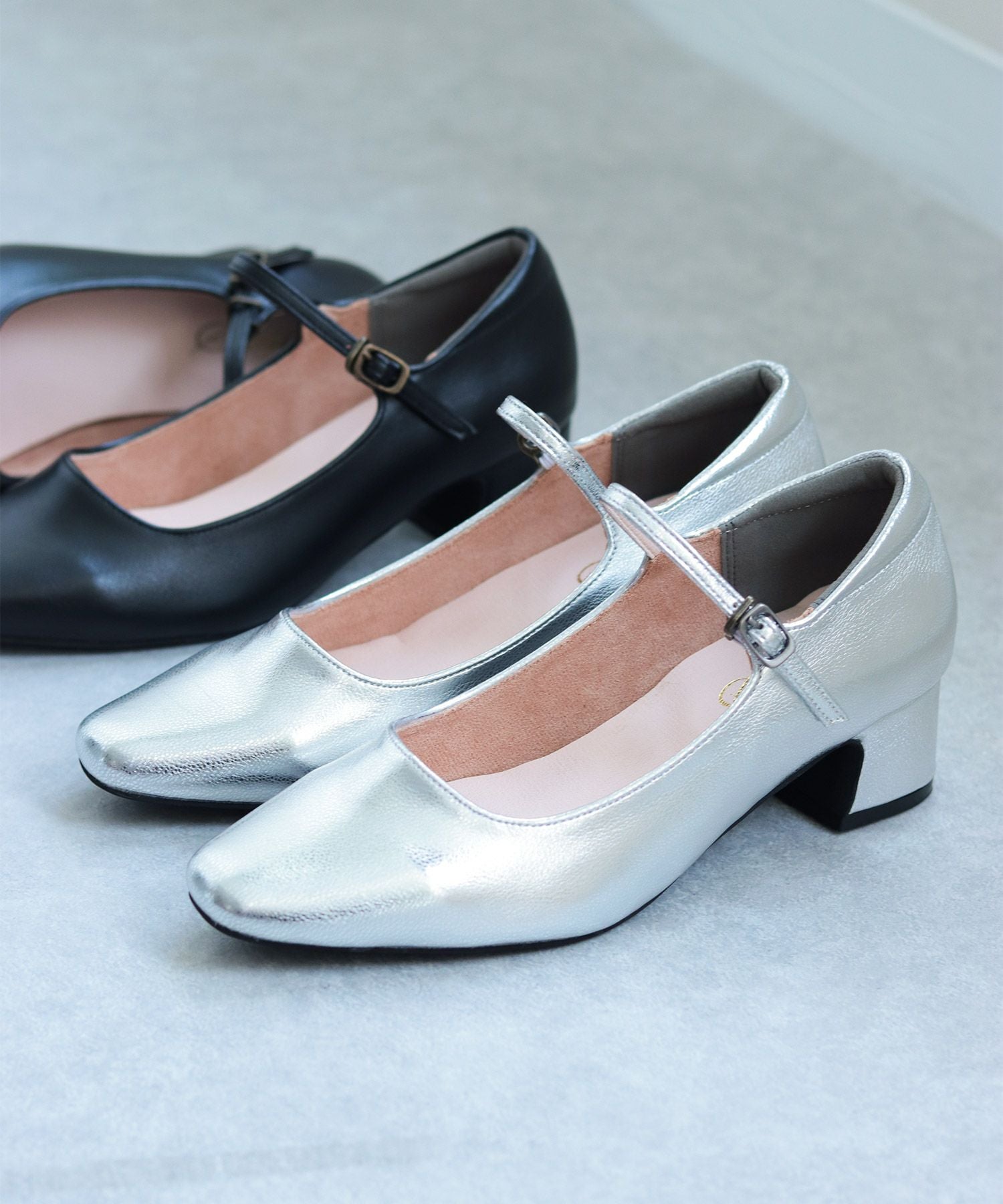 スクエアトゥメリージェーンストラップパンプス | SESTO(セスト