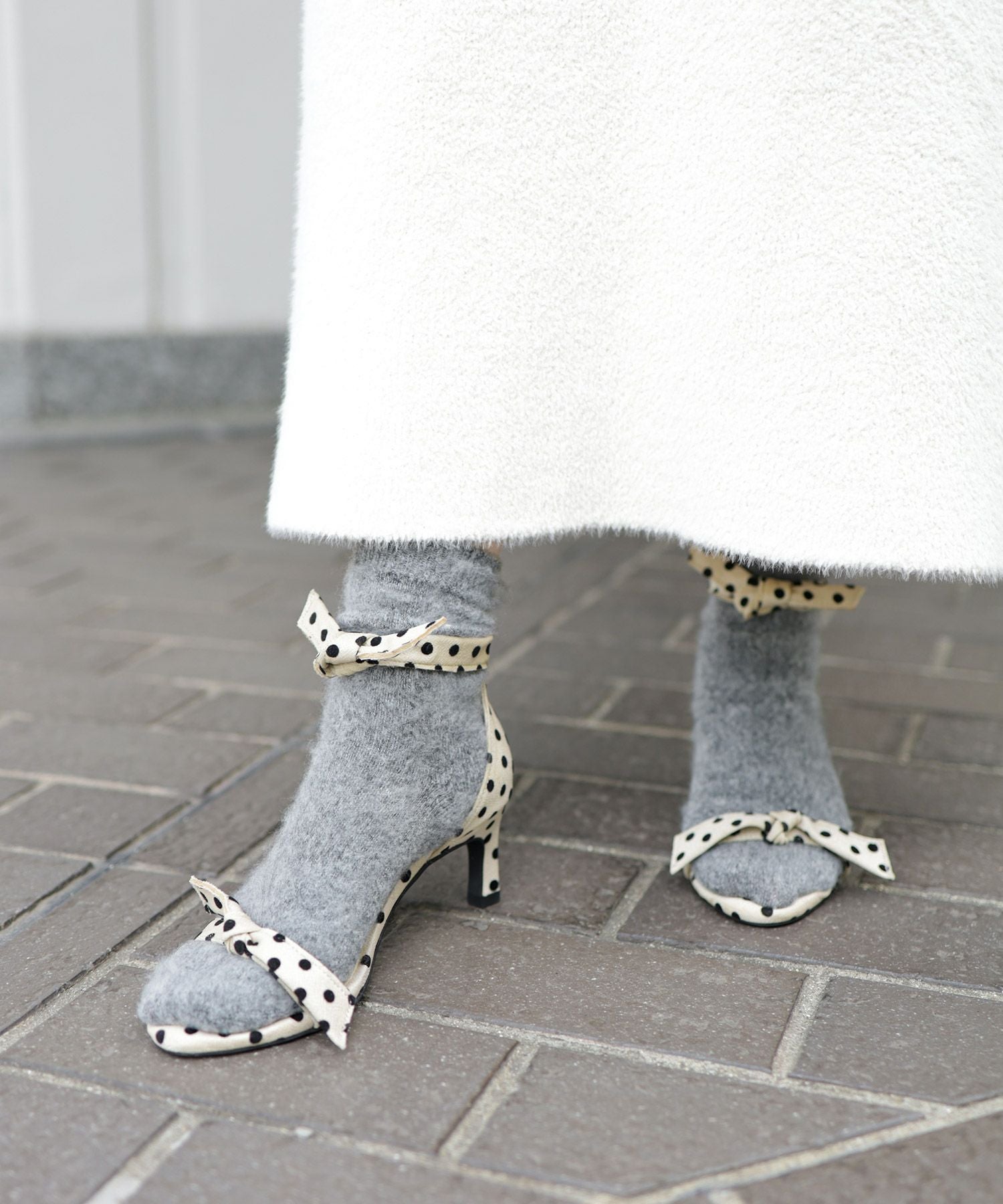 ダブルリボンストレートヒールストラップサンダル▲返品交換不可