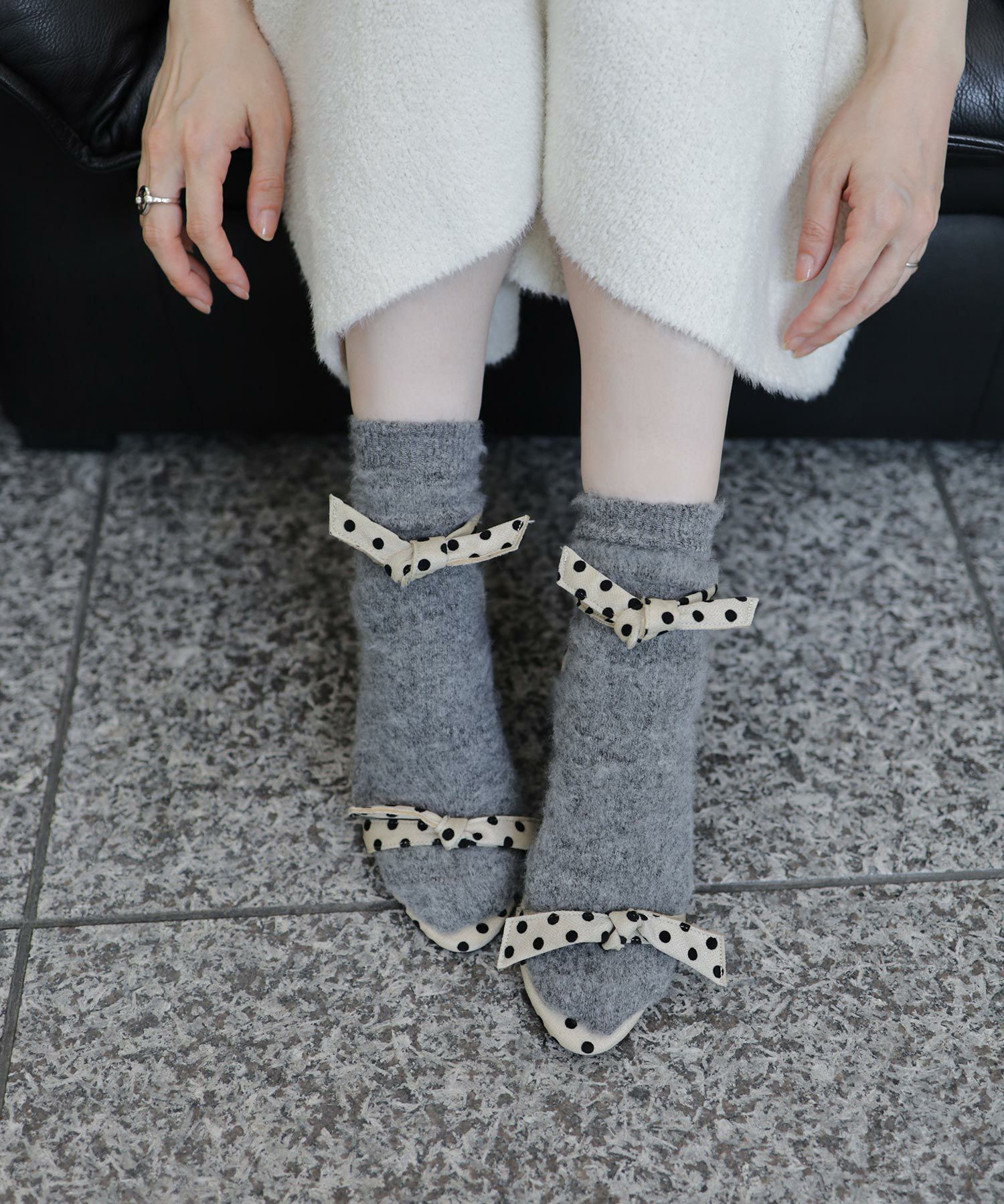 ダブルリボンストレートヒールストラップサンダル▲返品交換不可