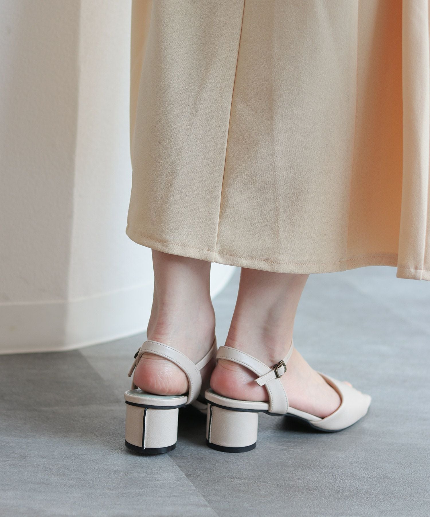 ポインテッドトゥストラップサンダル【公式ショップ・ZOZOTOWN限定販売アイテム】▲返品交換不可