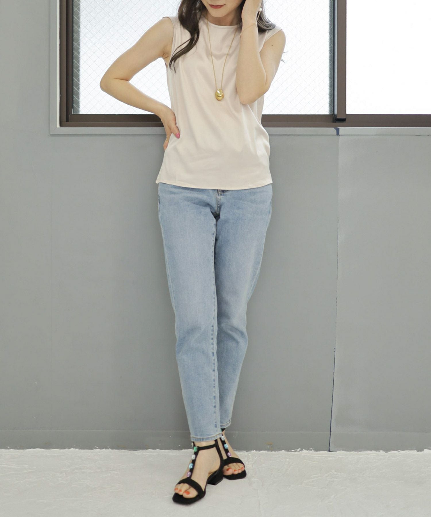 カラービジューTストラップローヒールサンダル▲返品交換不可