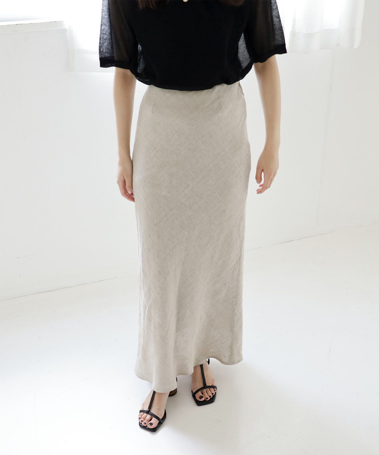 Tストラップサークルヒールサンダル