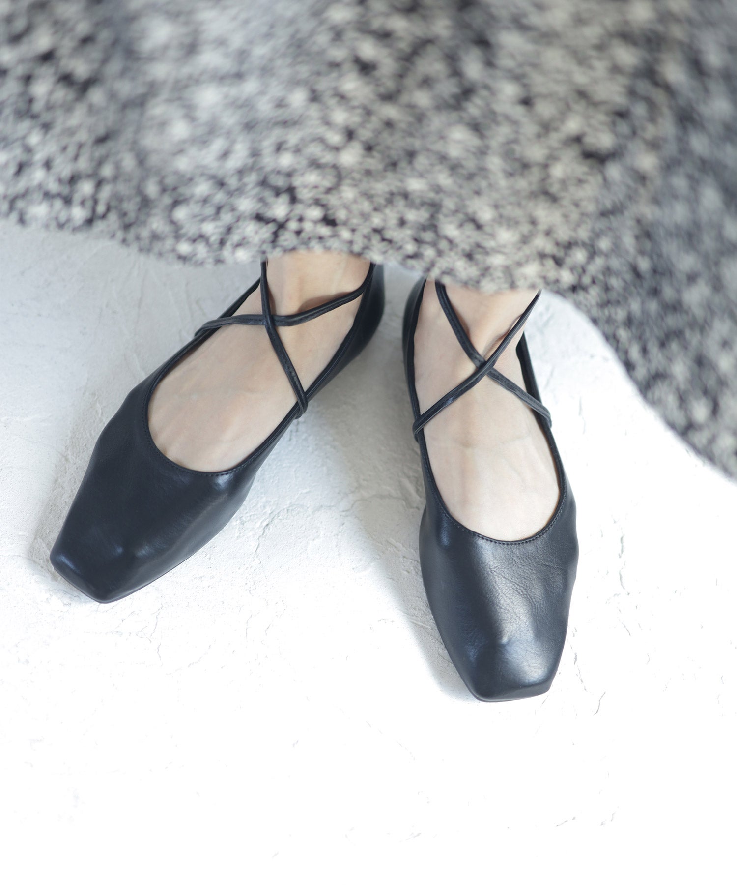 スクエアトゥレースアップバレエシューズ