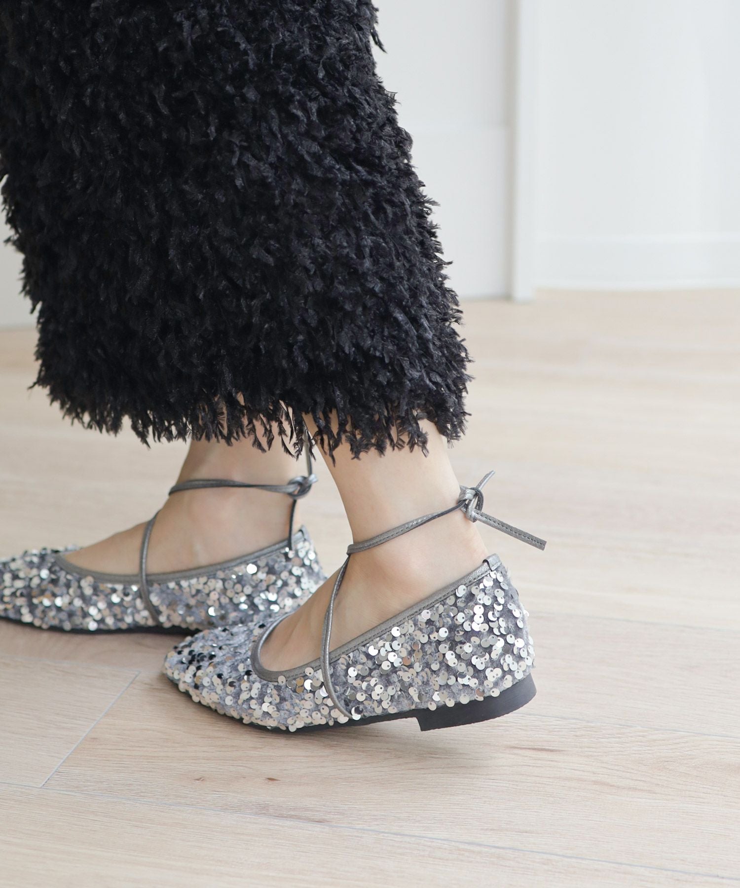 スクエアトゥレースアップバレエシューズ