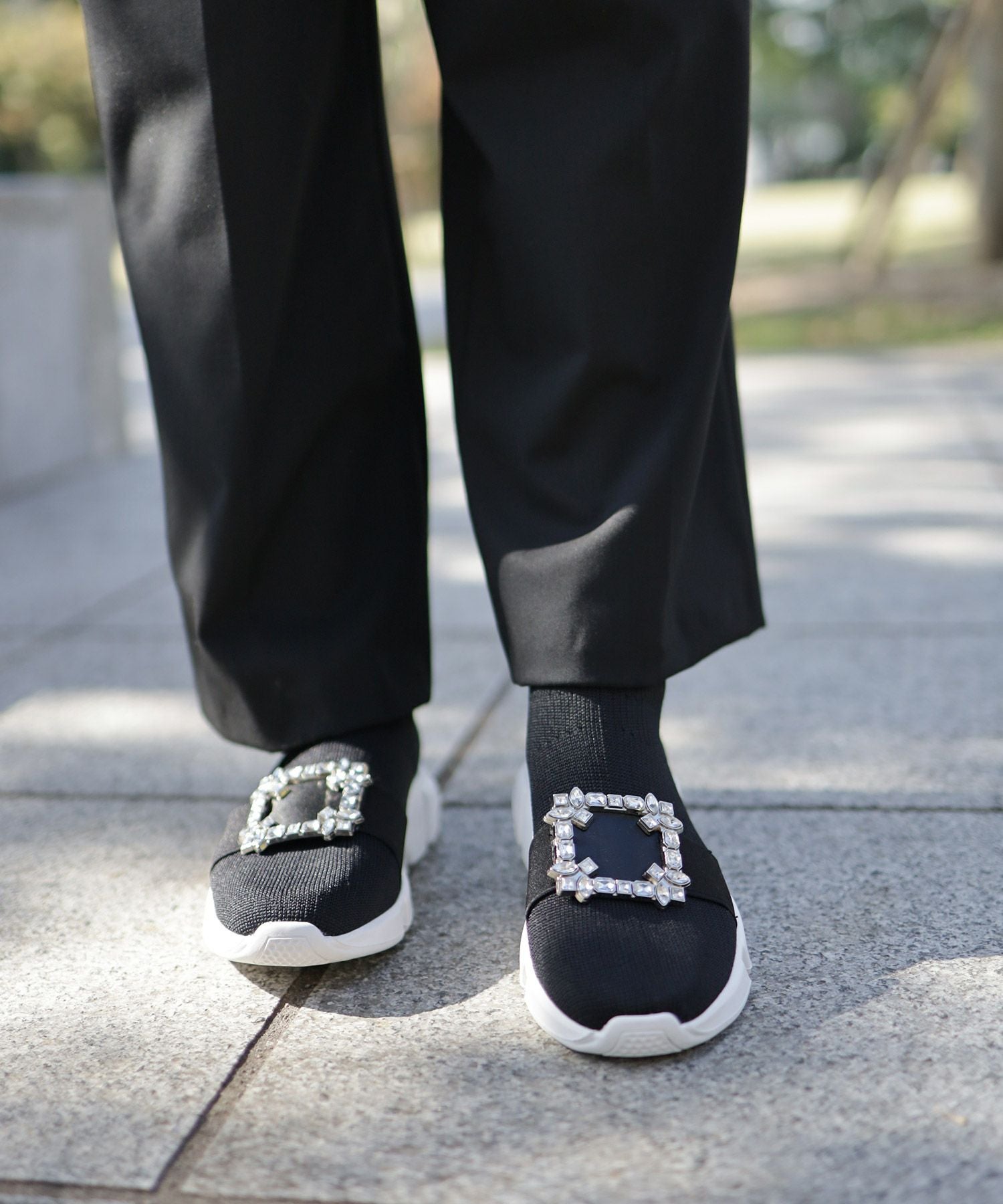 ビジュー付きスニーカー風ソックスブーツ▲返品交換不可