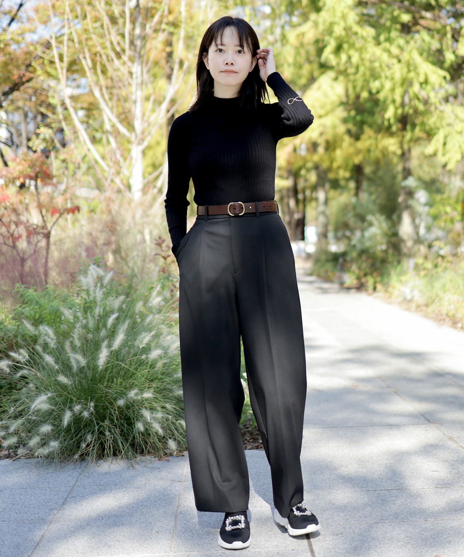 ビジュー付きスニーカー風ソックスブーツ▲返品交換不可