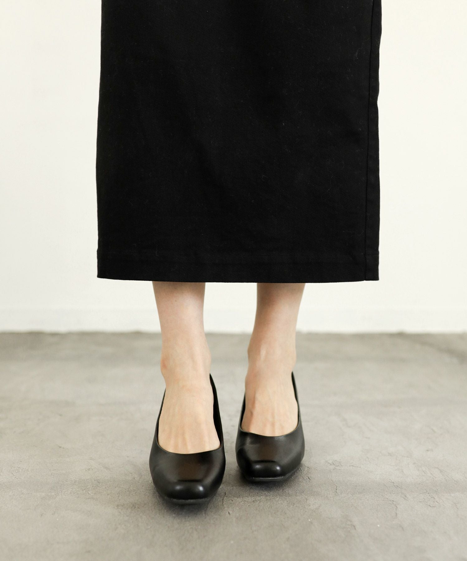 ゆったり幅広ふわふわクッションインソールスクエアトゥヒールパンプス ▲返品交換不可