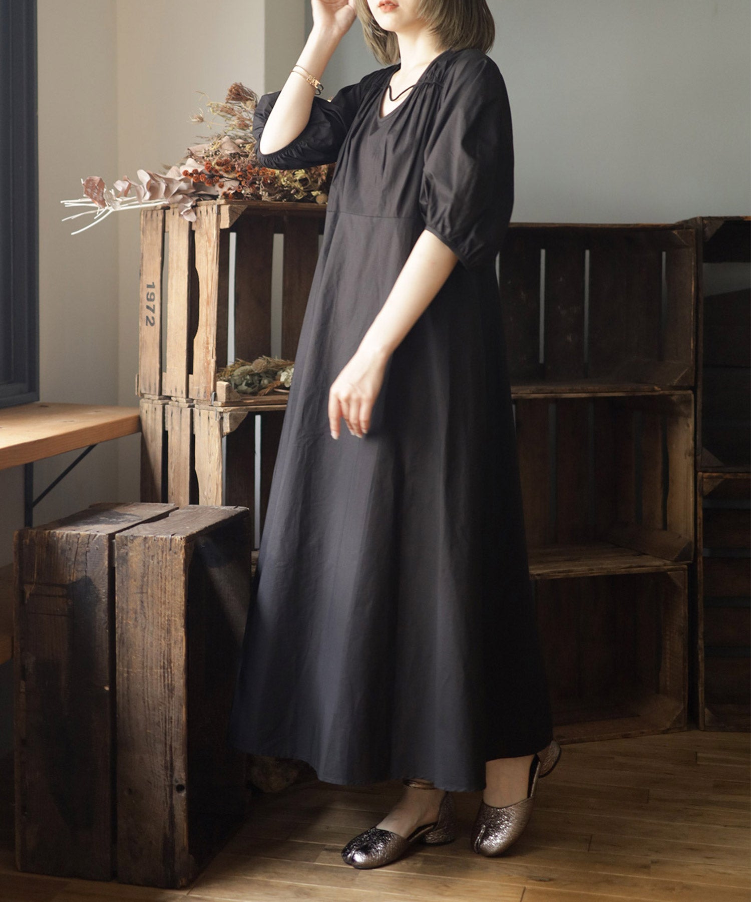 ローヒールタビストラップパンプス▲返品不可