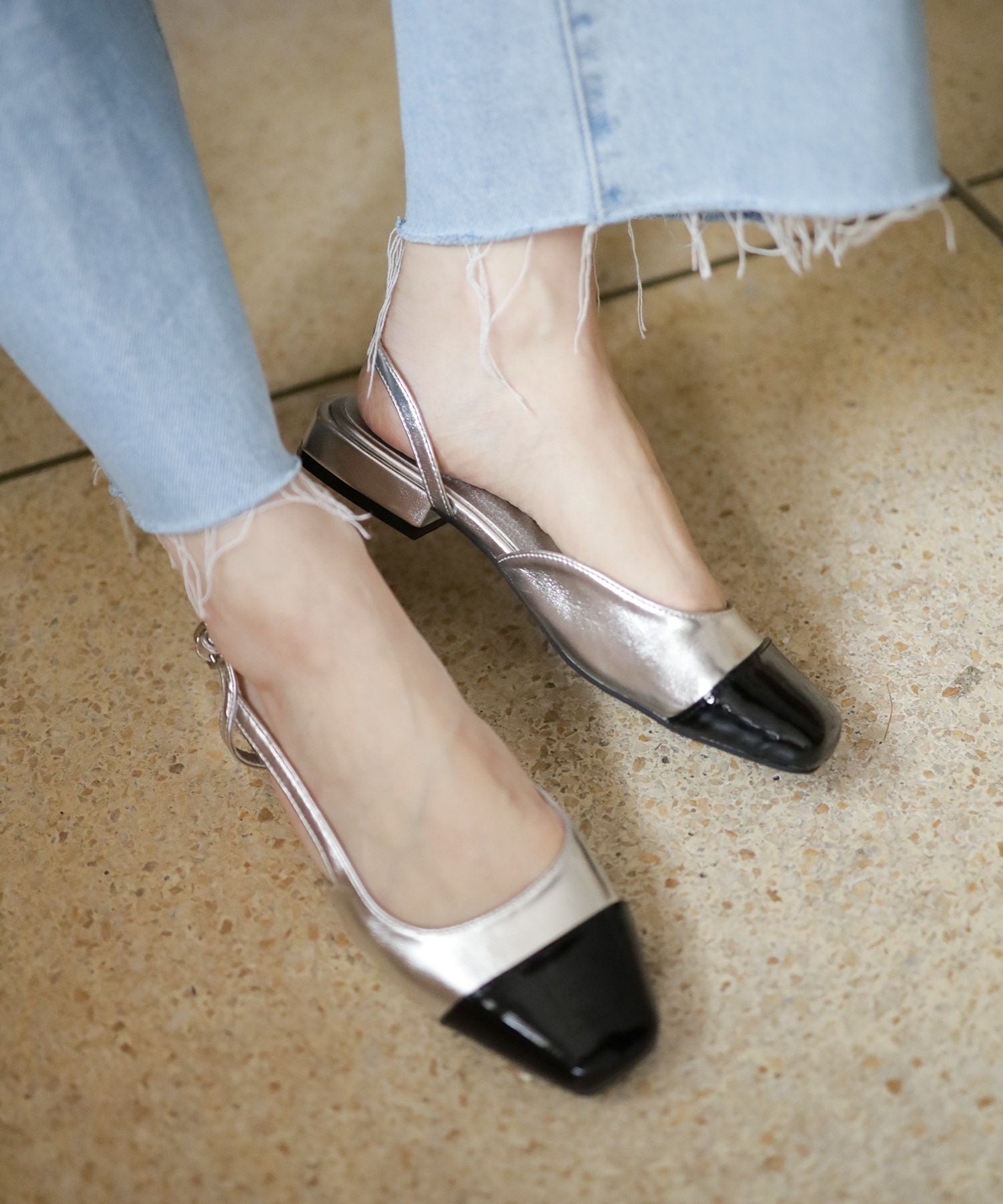 バイカラースクエアトゥローヒールスリングバックパンプス△返品交換