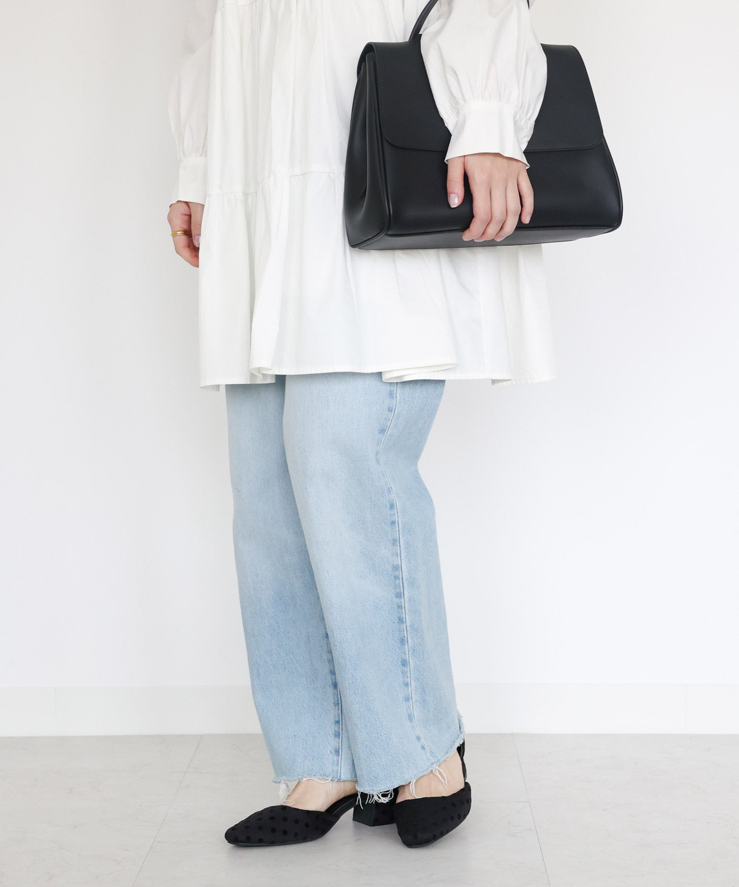 スクエアトゥメリージェーンストラップパンプス