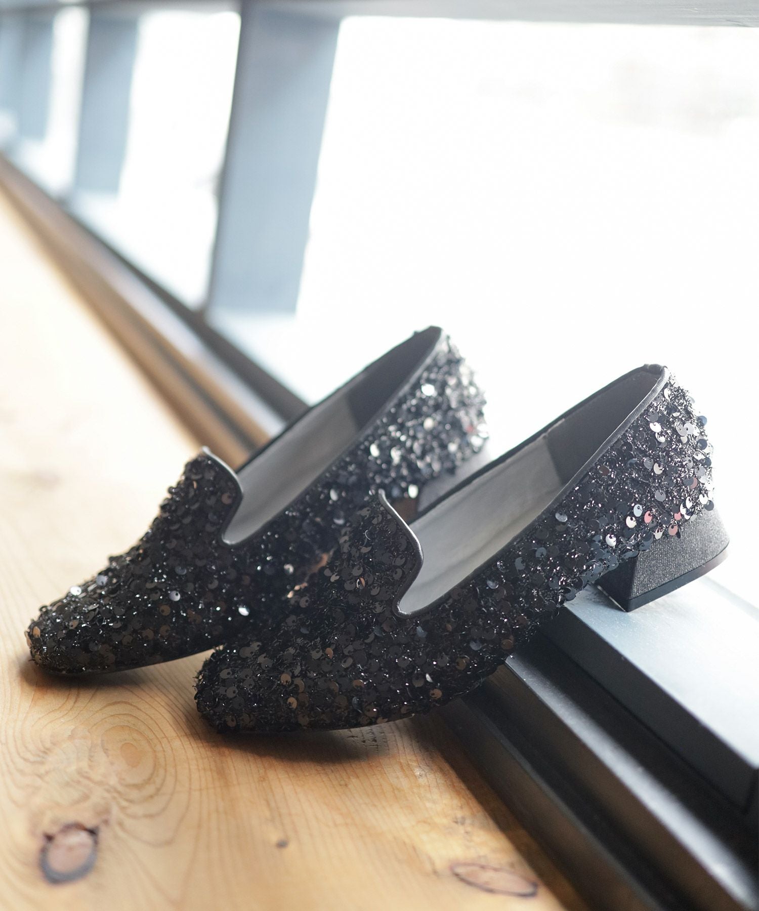 きらめくローヒールローファーパンプス△返品不可 | SESTO(セスト