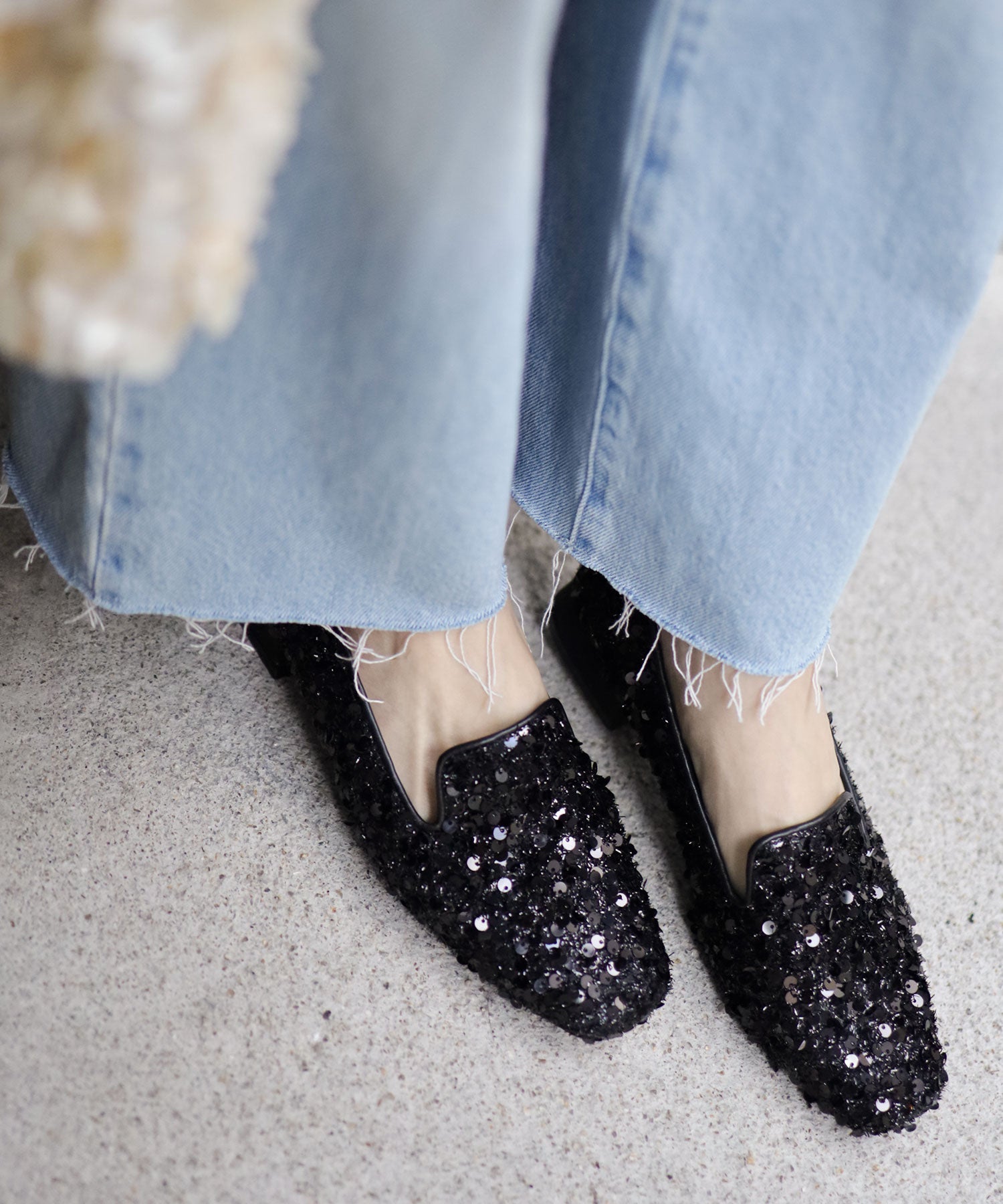 きらめくローヒールローファーパンプス▲返品不可