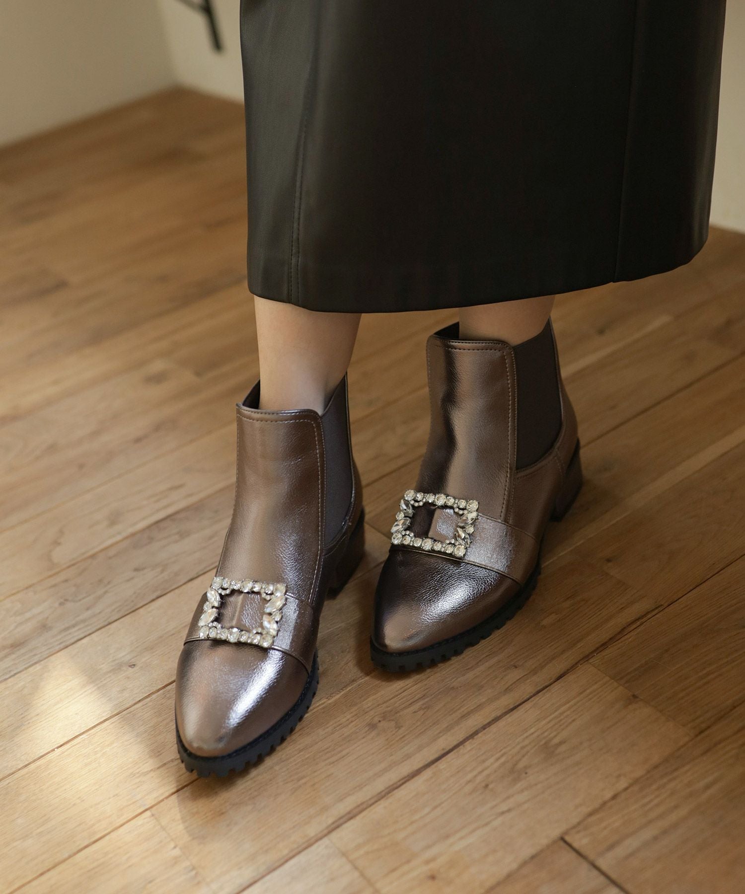 ビジュー付きサイドゴアショートブーツ▲返品交換不可