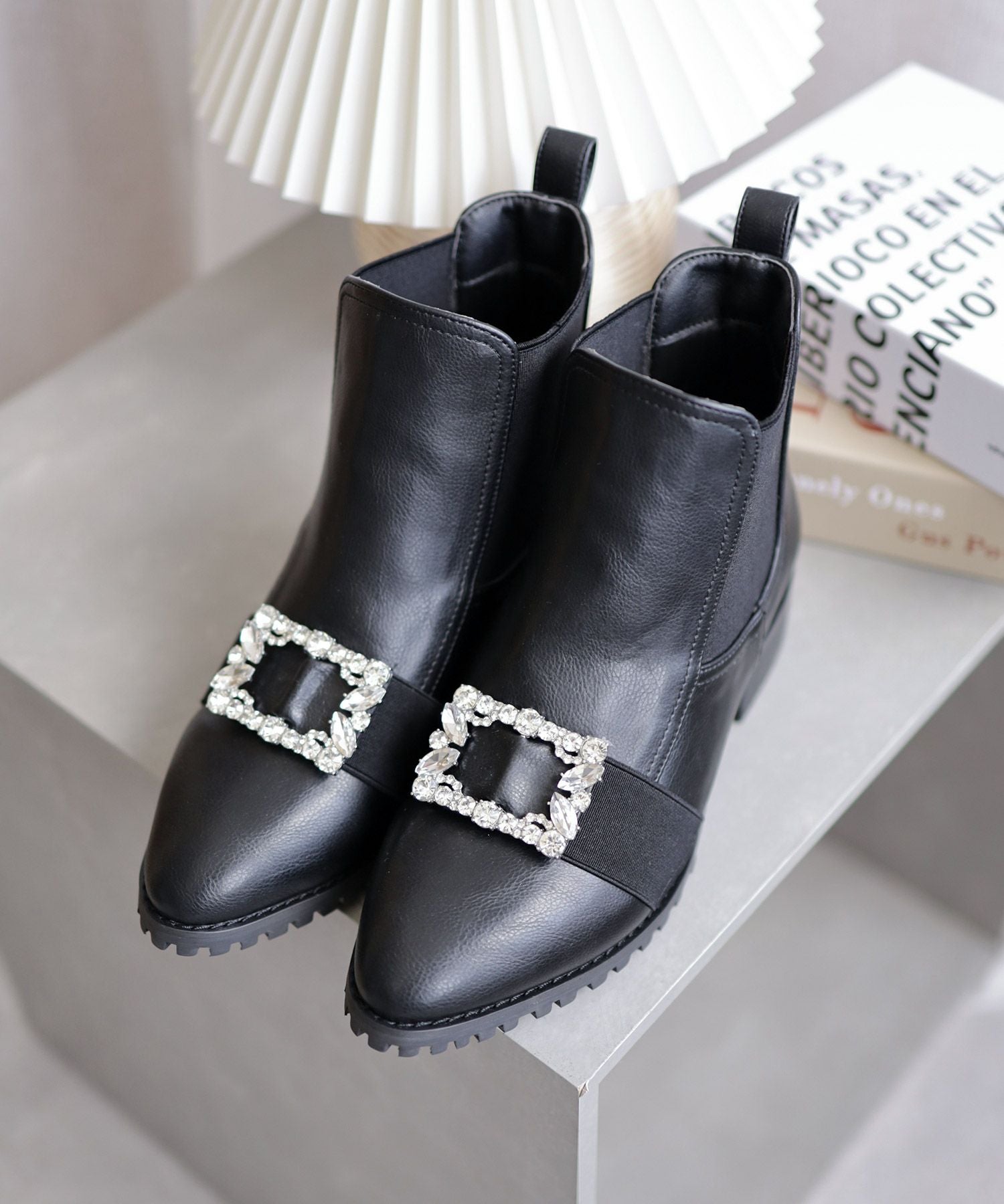 ビジュー付きサイドゴアショートブーツ▲返品交換不可