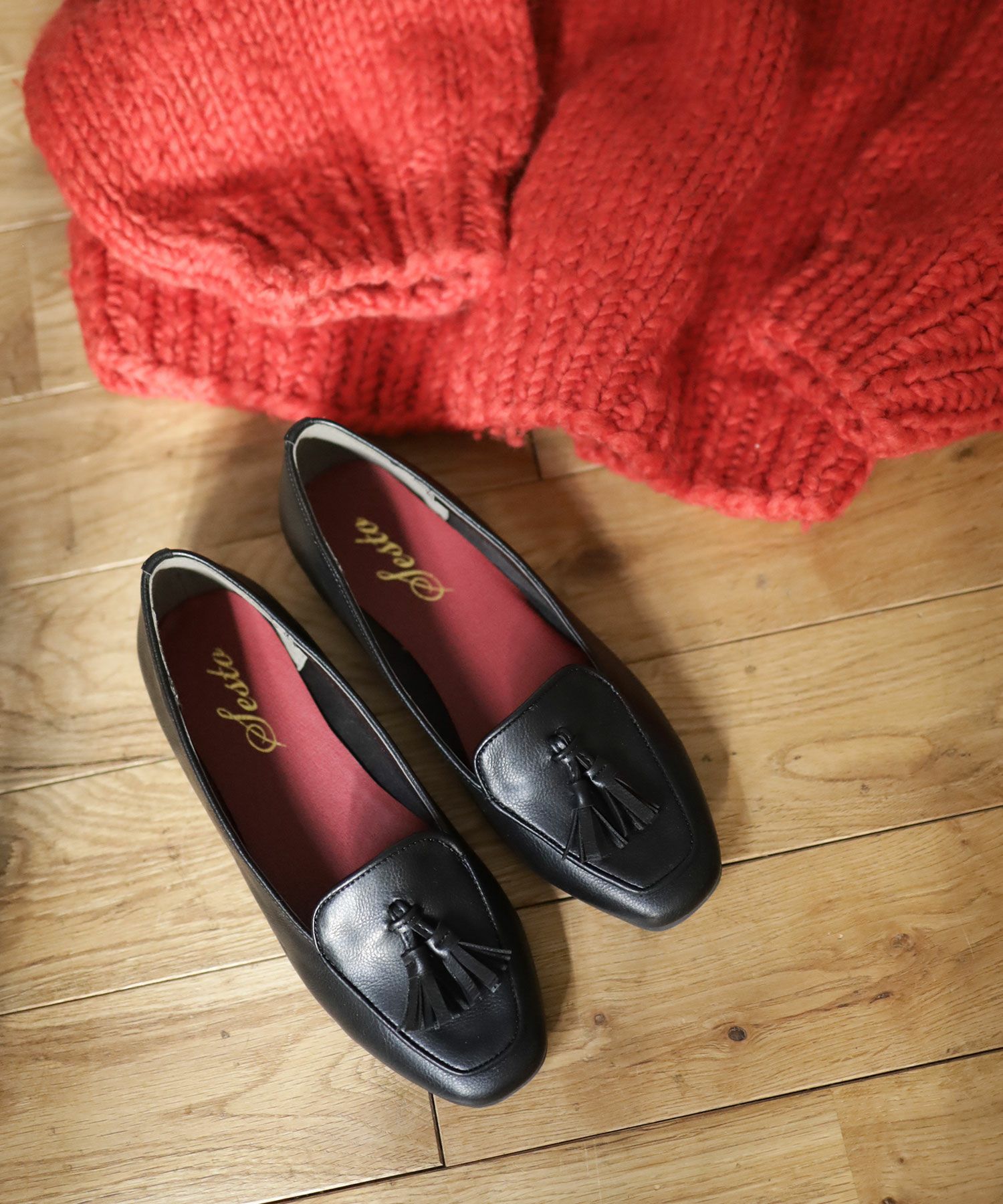 タッセル付きフラットローファーパンプス 一部4月上旬入荷予定 | SESTO