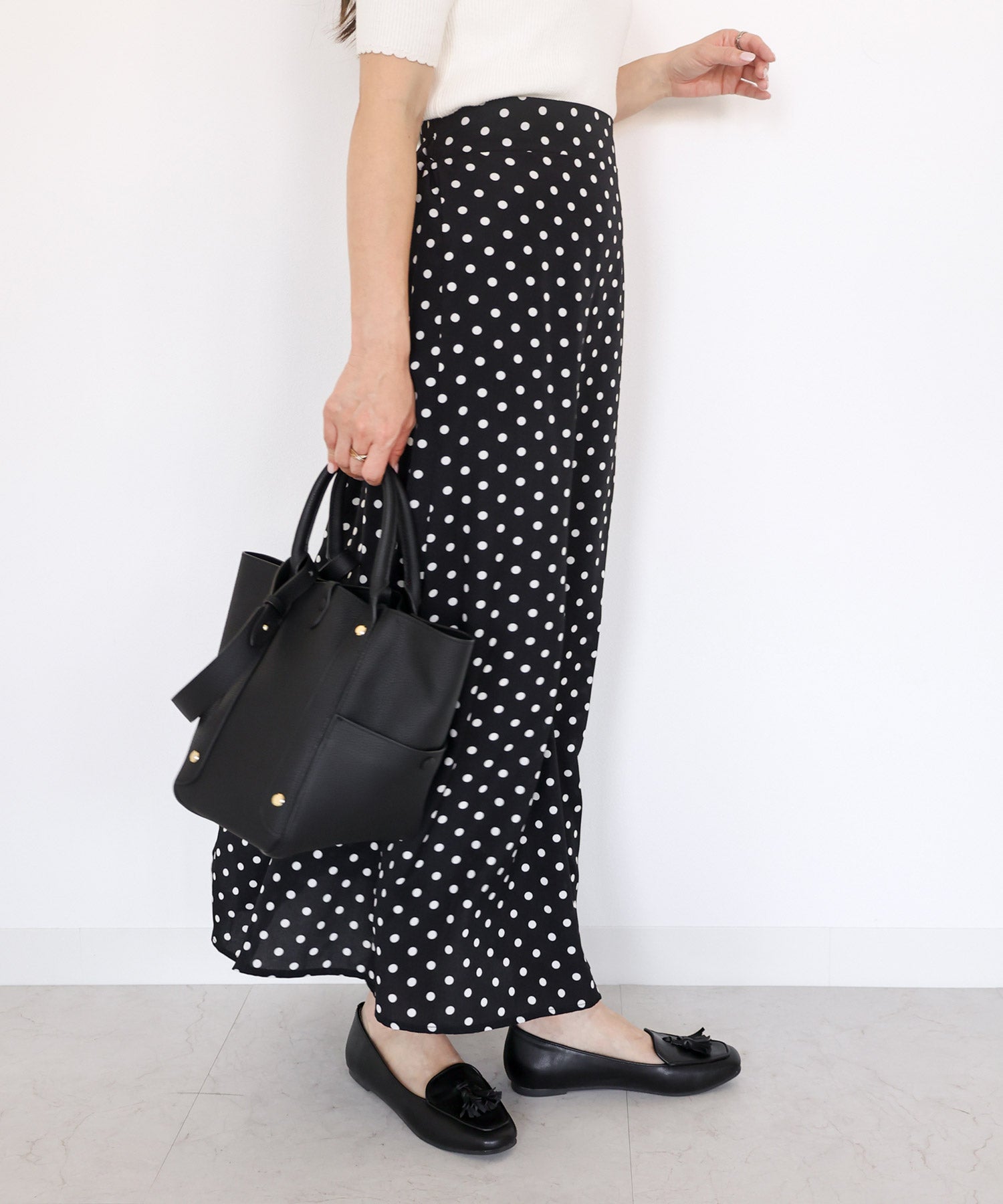 タッセル付きフラットローファーパンプス 一部4月上旬入荷予定