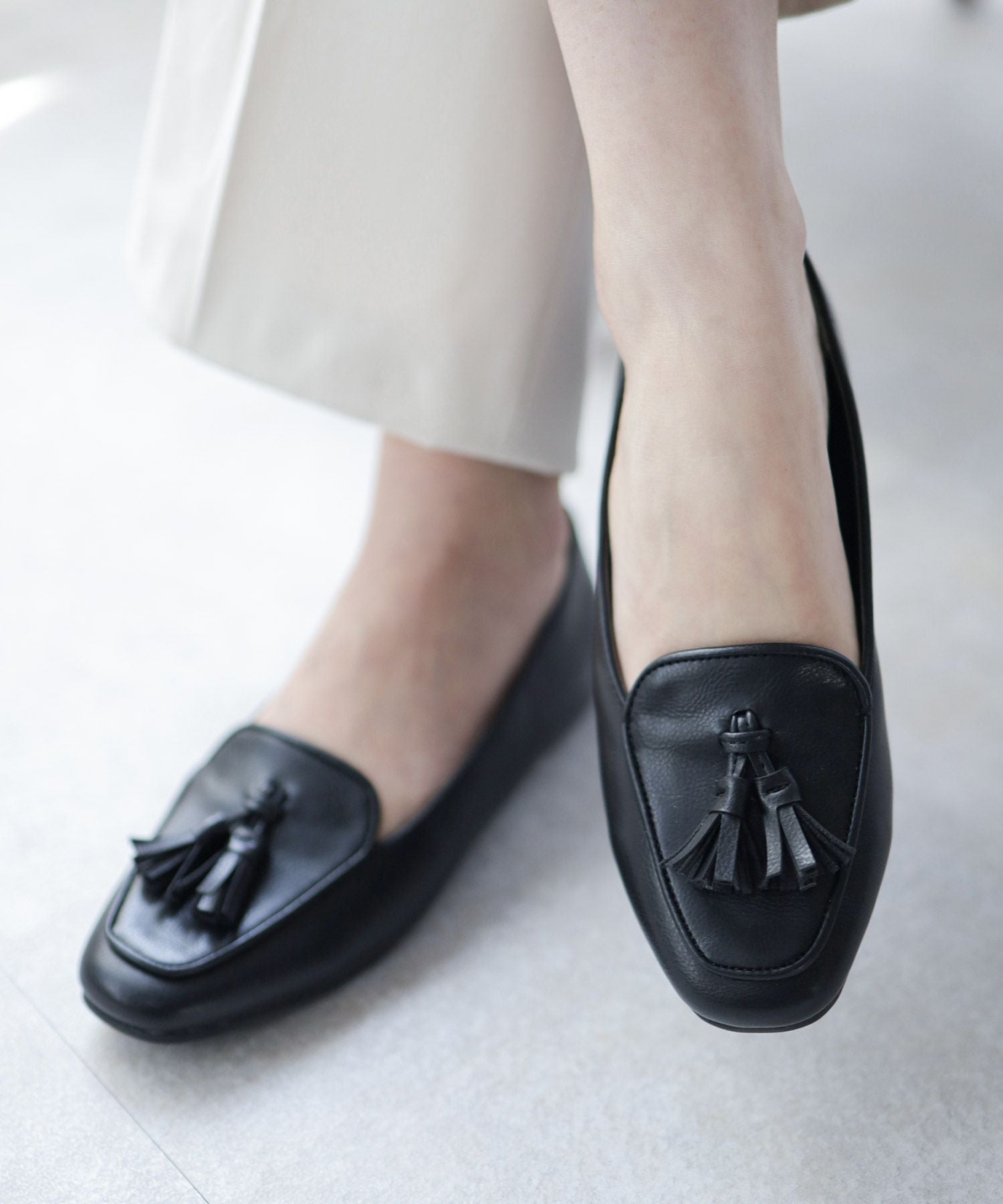 タッセル付きフラットローファーパンプス 一部4月上旬入荷予定 | SESTO