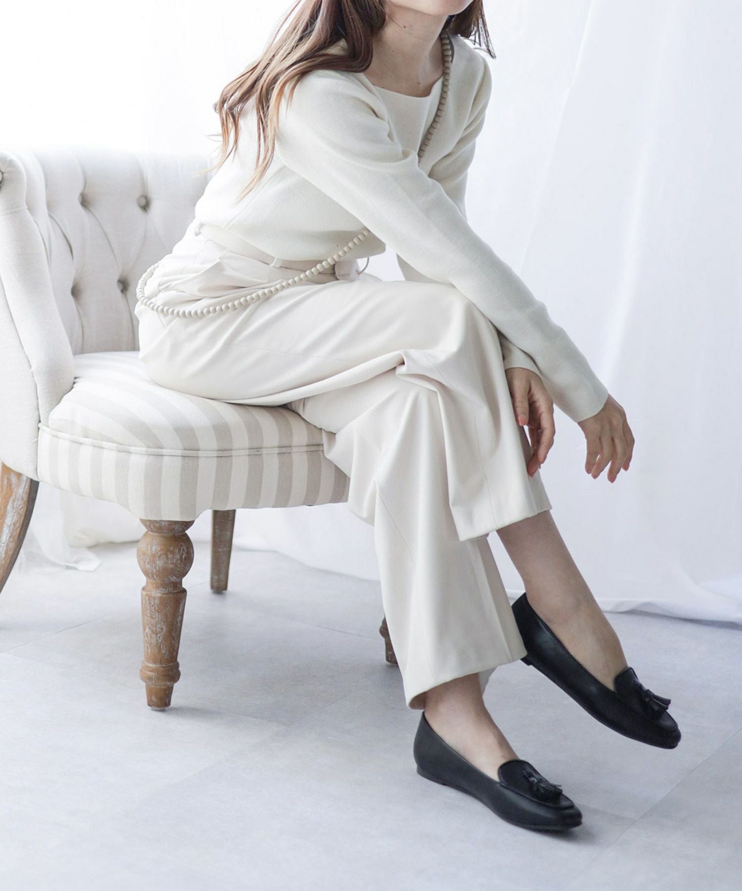 タッセル付きフラットローファーパンプス 一部4月上旬入荷予定