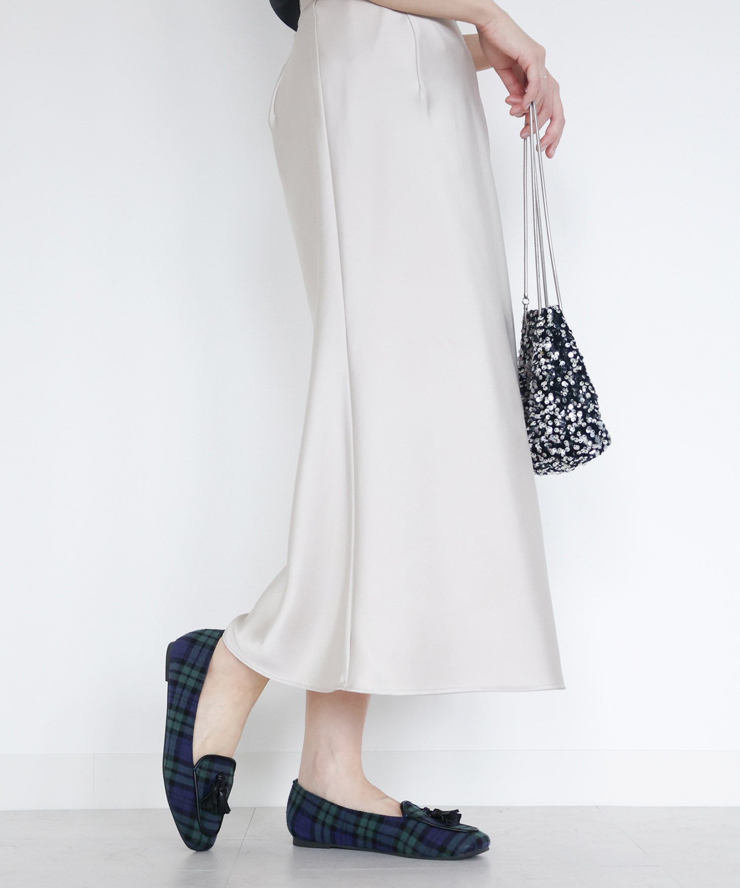 タッセル付きフラットローファーパンプス 一部4月上旬入荷予定