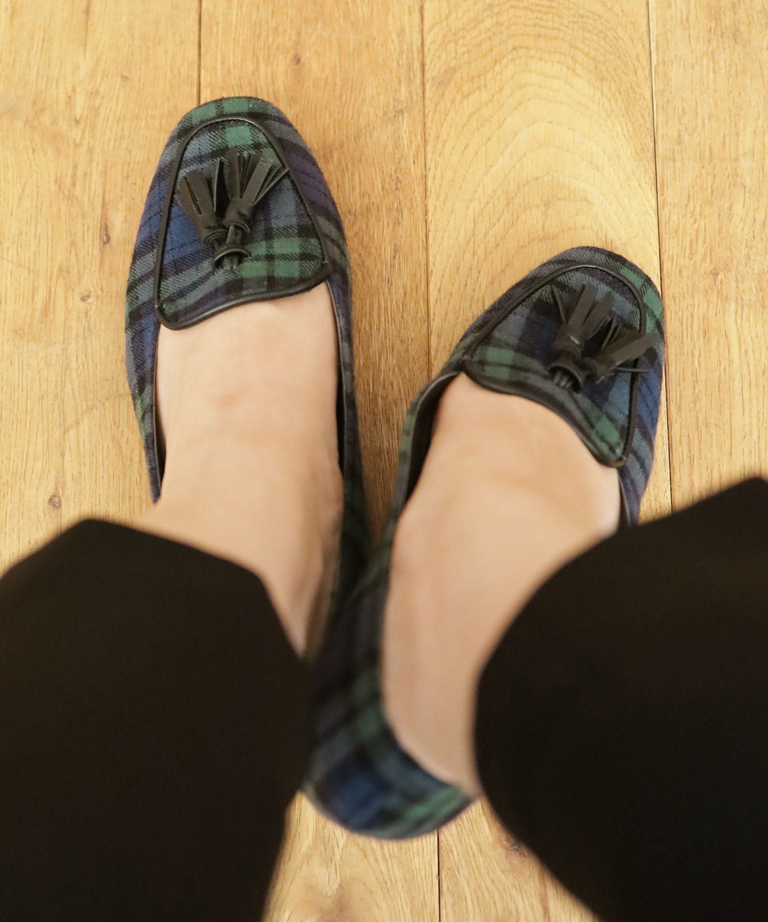 タッセル付きフラットローファーパンプス 一部4月上旬入荷予定