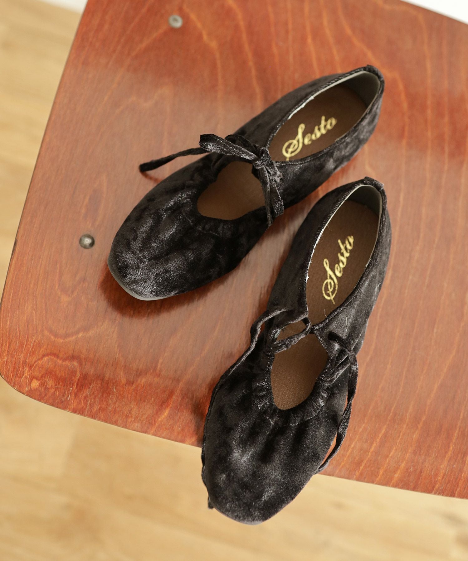 レースアップリボンバレエシューズ▲返品交換不可