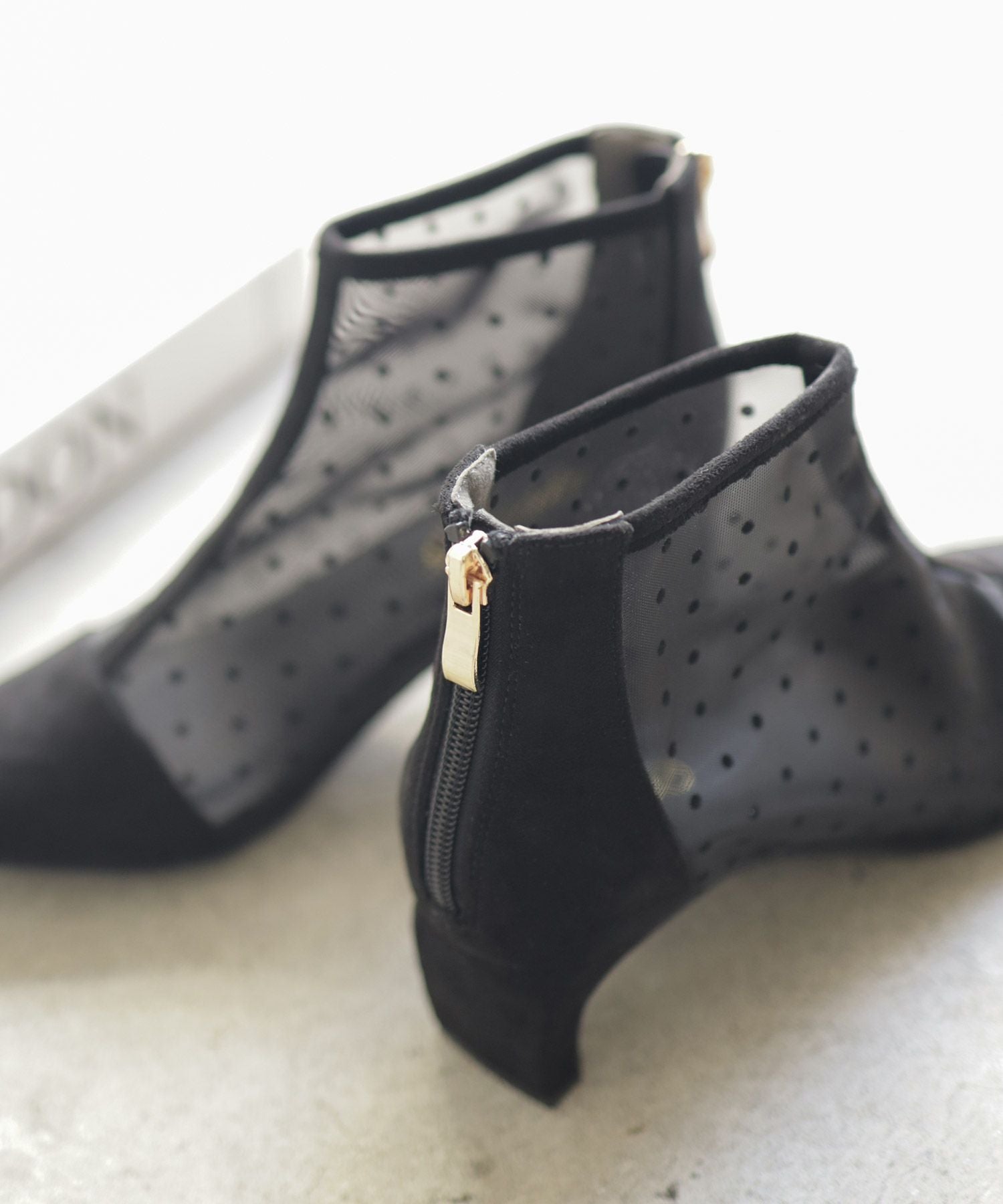 ドットチュールショートブーツ