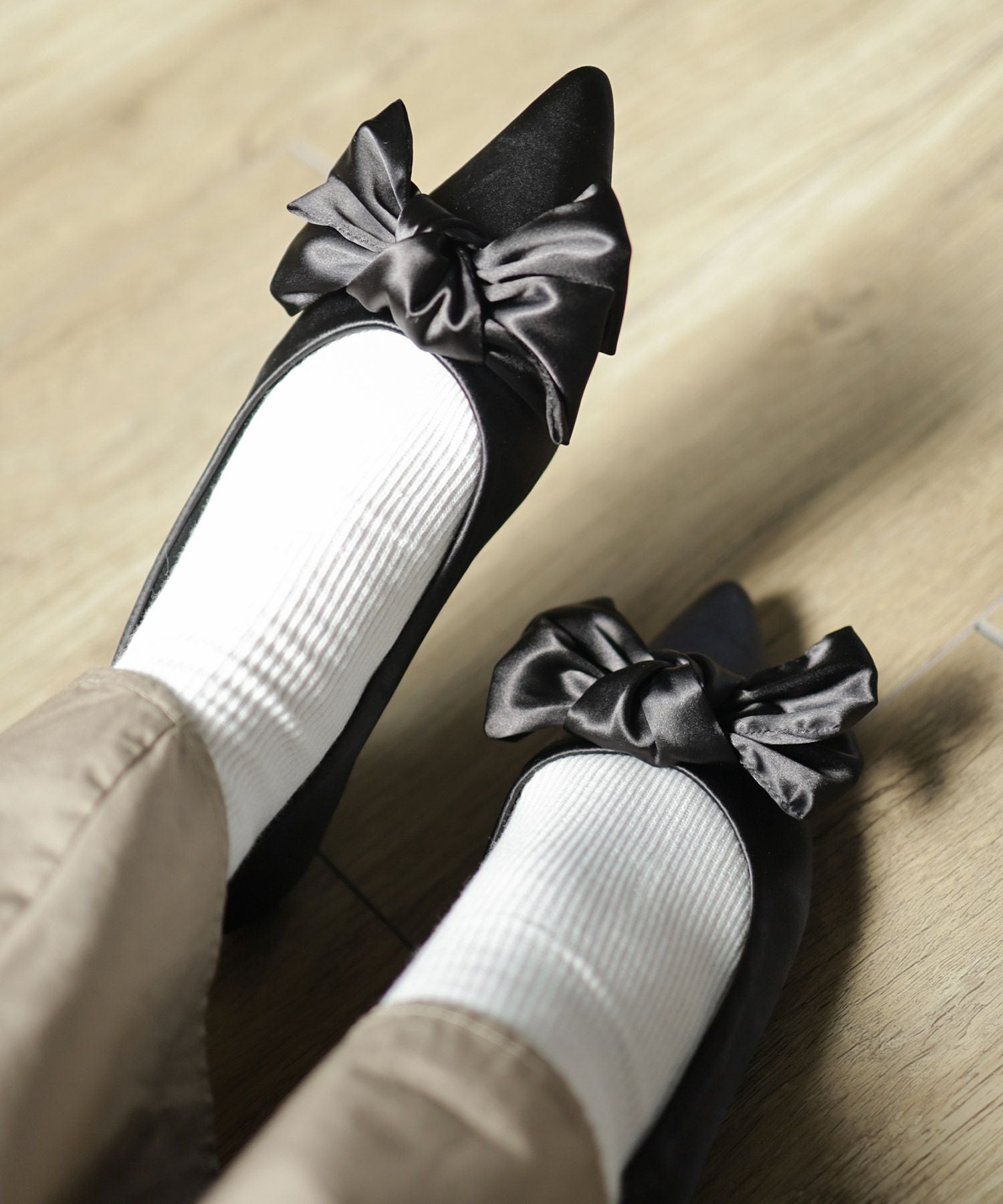 ポインテッドトゥリボンフラットパンプス ▲返品不可