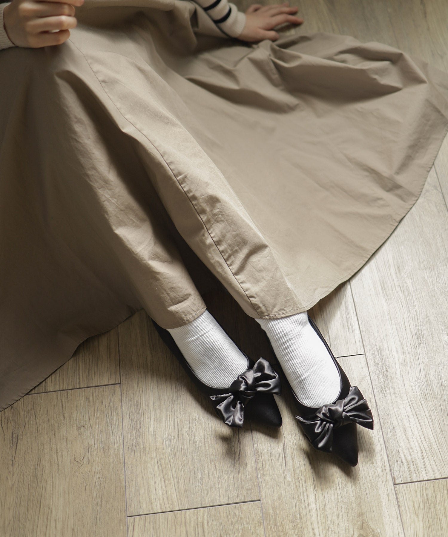 ポインテッドトゥリボンフラットパンプス ▲返品不可