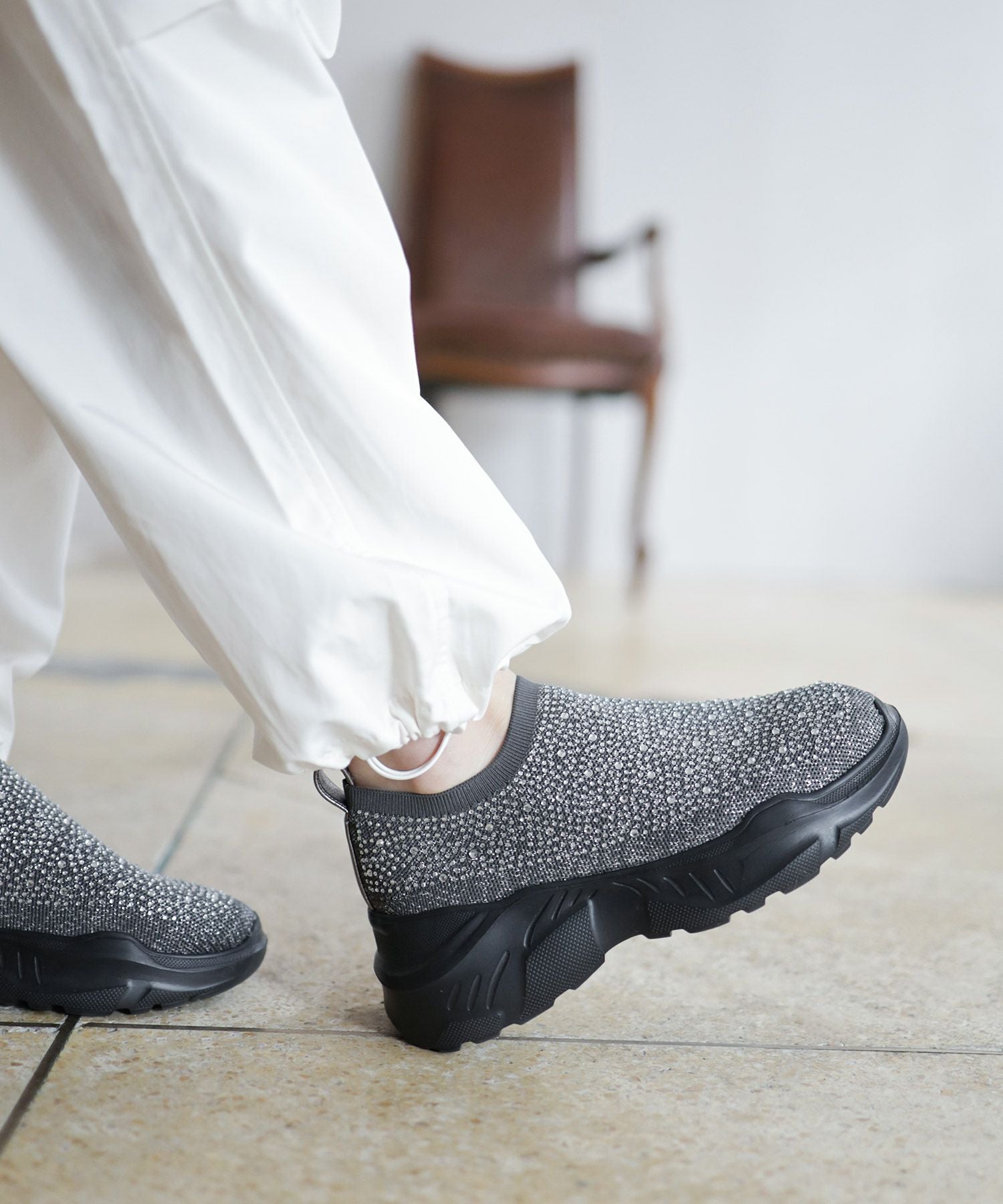 ビジュー付きスニーカー風ソックスブーツ△返品交換不可 | SESTO