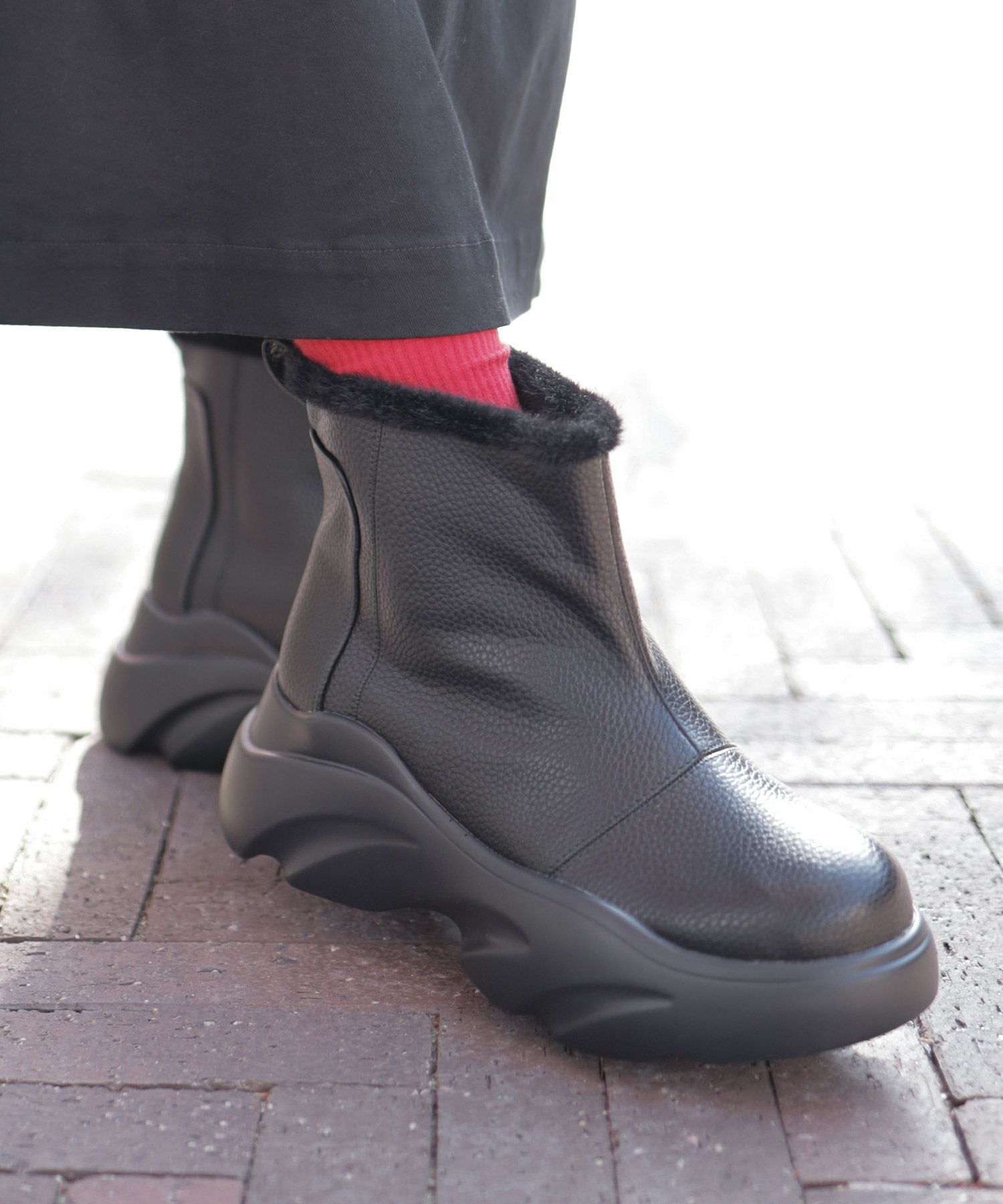 インナーファーの厚底ムートンスニーカーブーツ▲返品不可