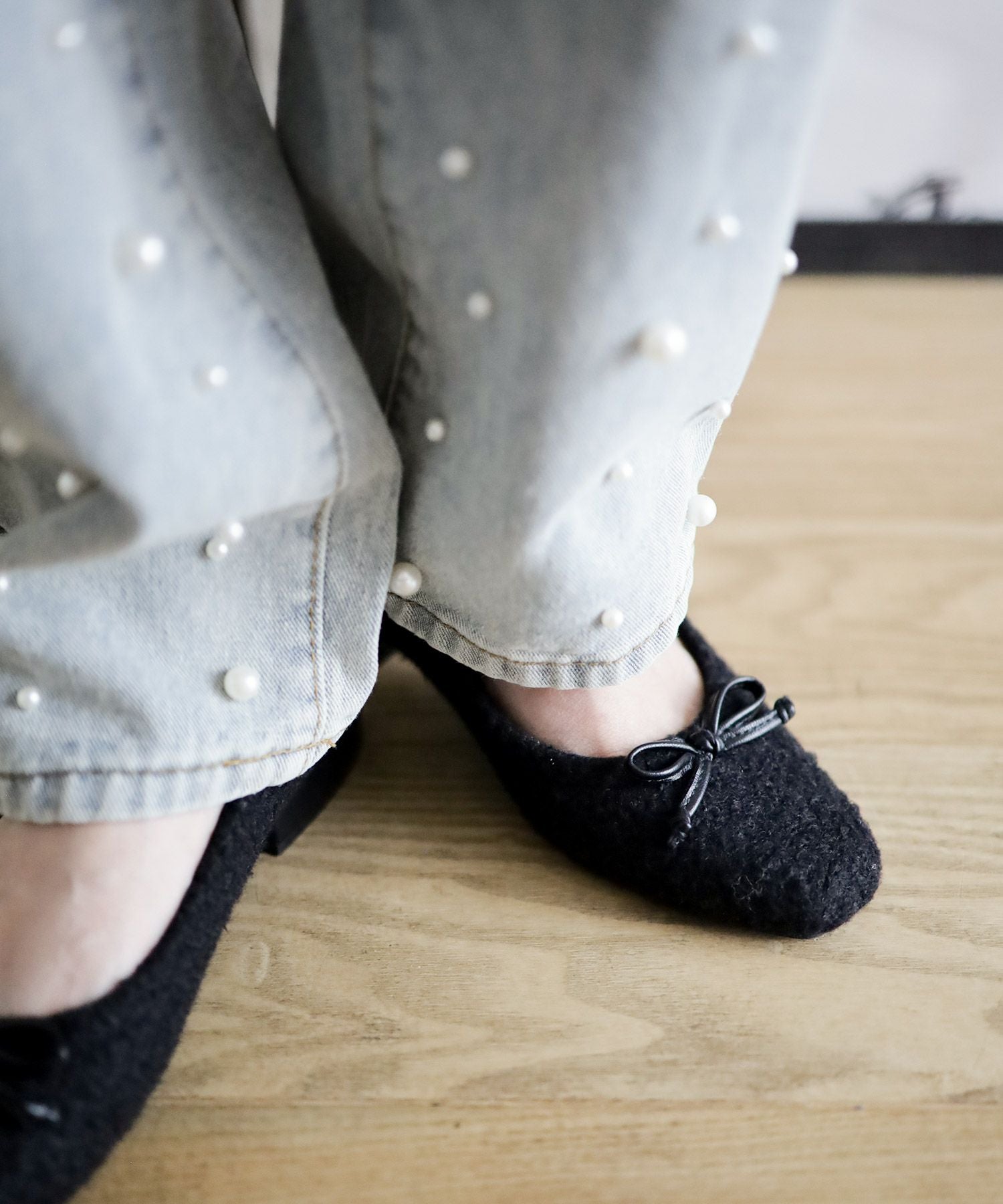 カーリーボアのローヒールリボンパンプス▲返品不可