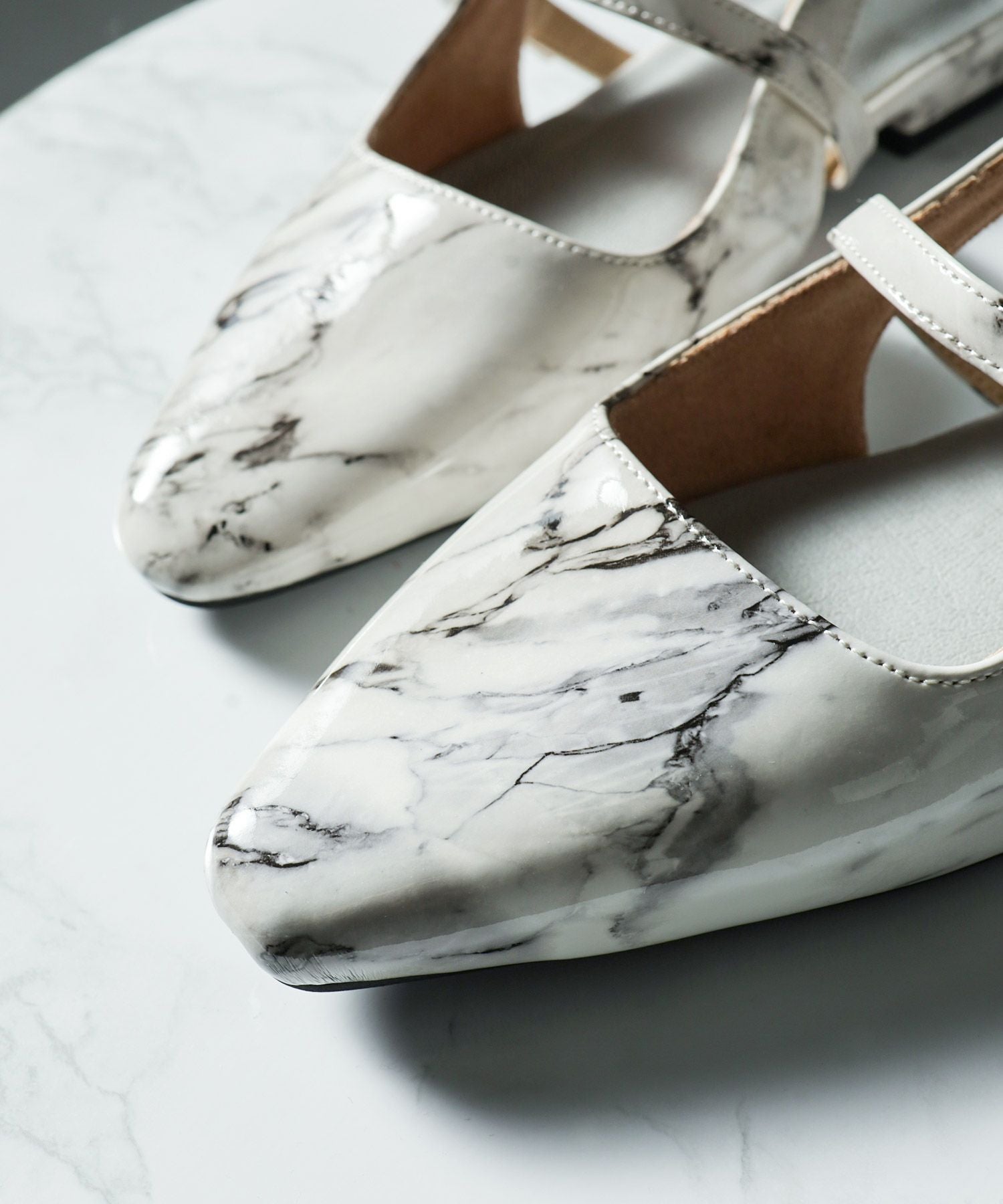 スクエアトゥバックストラップメリージェーンパンプス▲返品不可