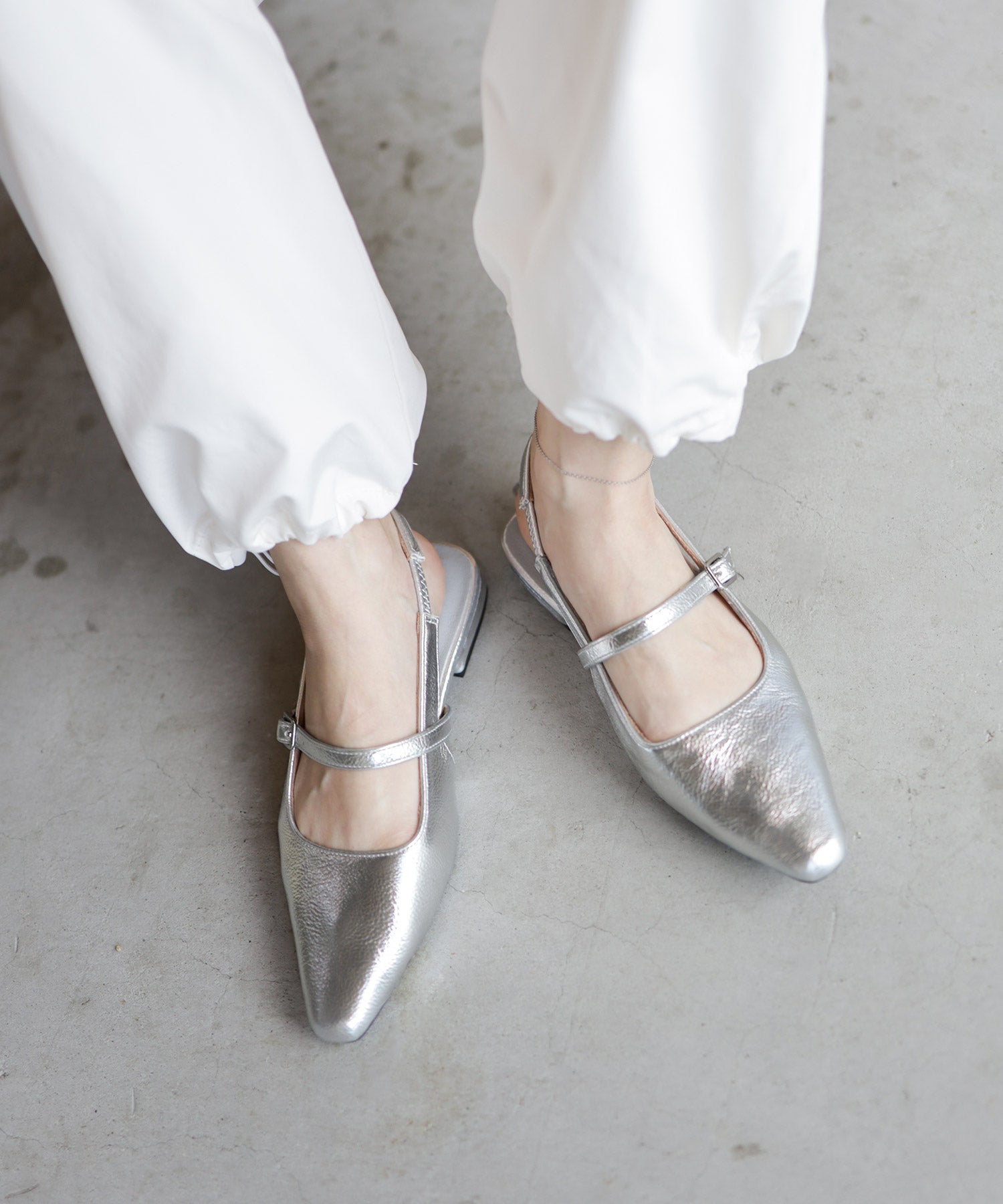 スクエアトゥバックストラップメリージェーンパンプス▲返品不可