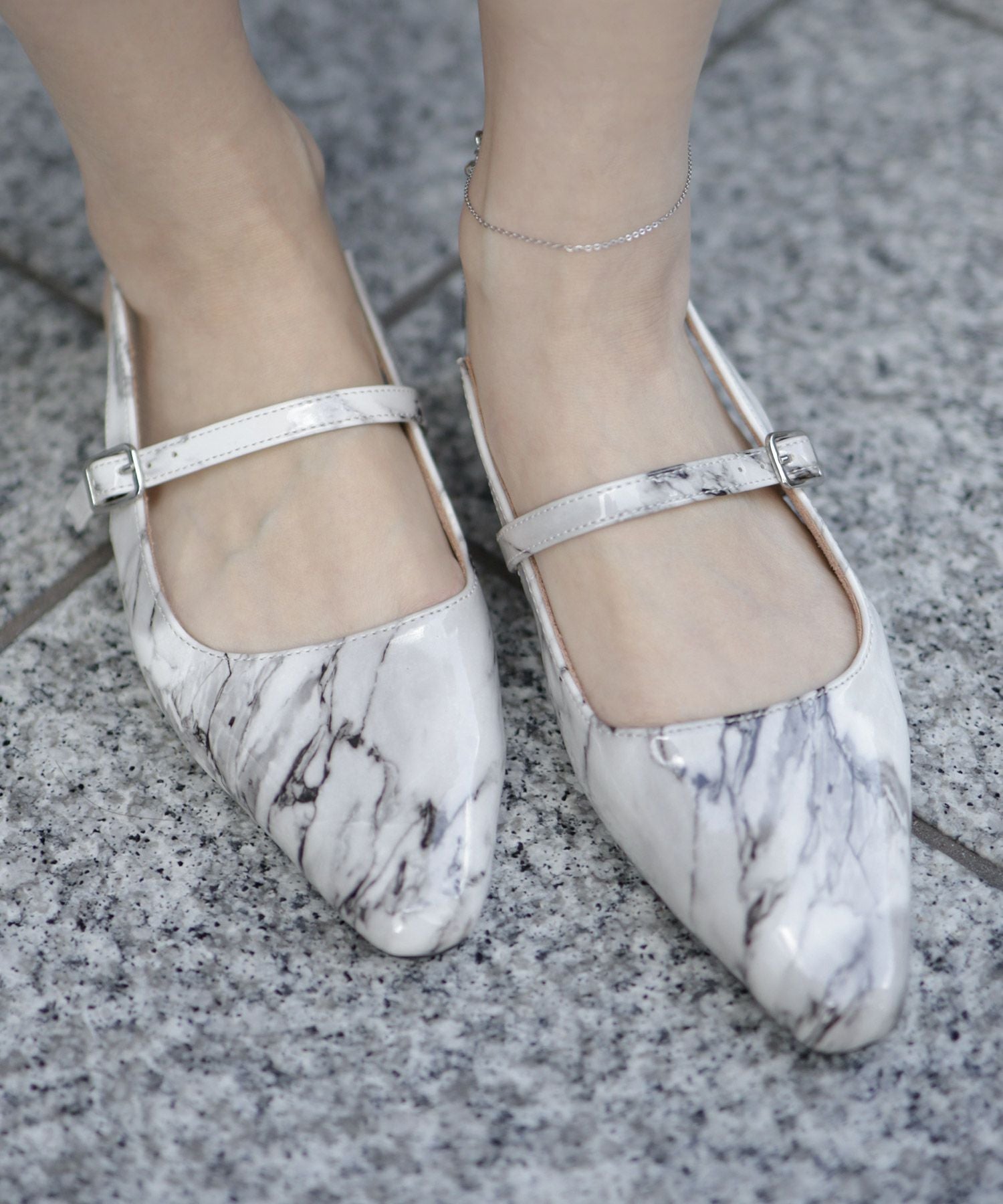 スクエアトゥバックストラップメリージェーンパンプス▲返品不可