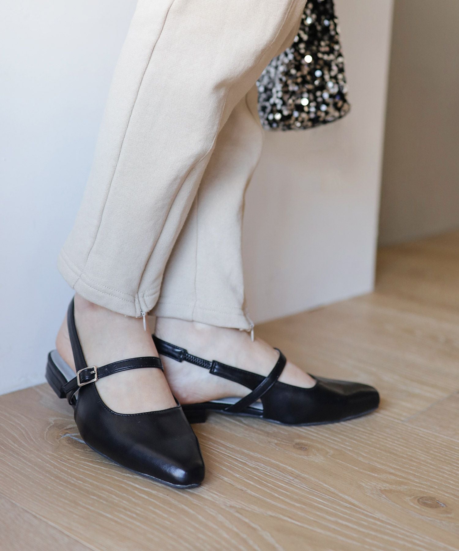 スクエアトゥバックストラップメリージェーンパンプス▲返品不可