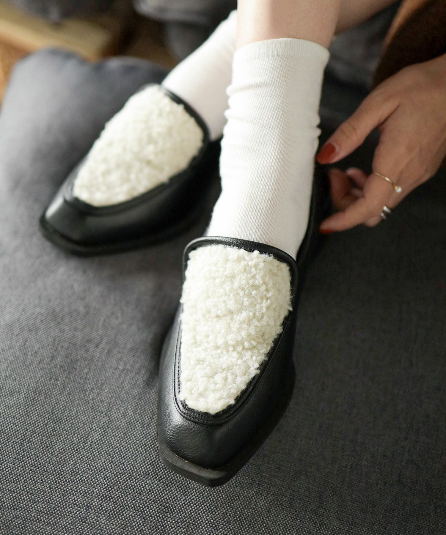 もこもこボアローファー▲返品交換不可