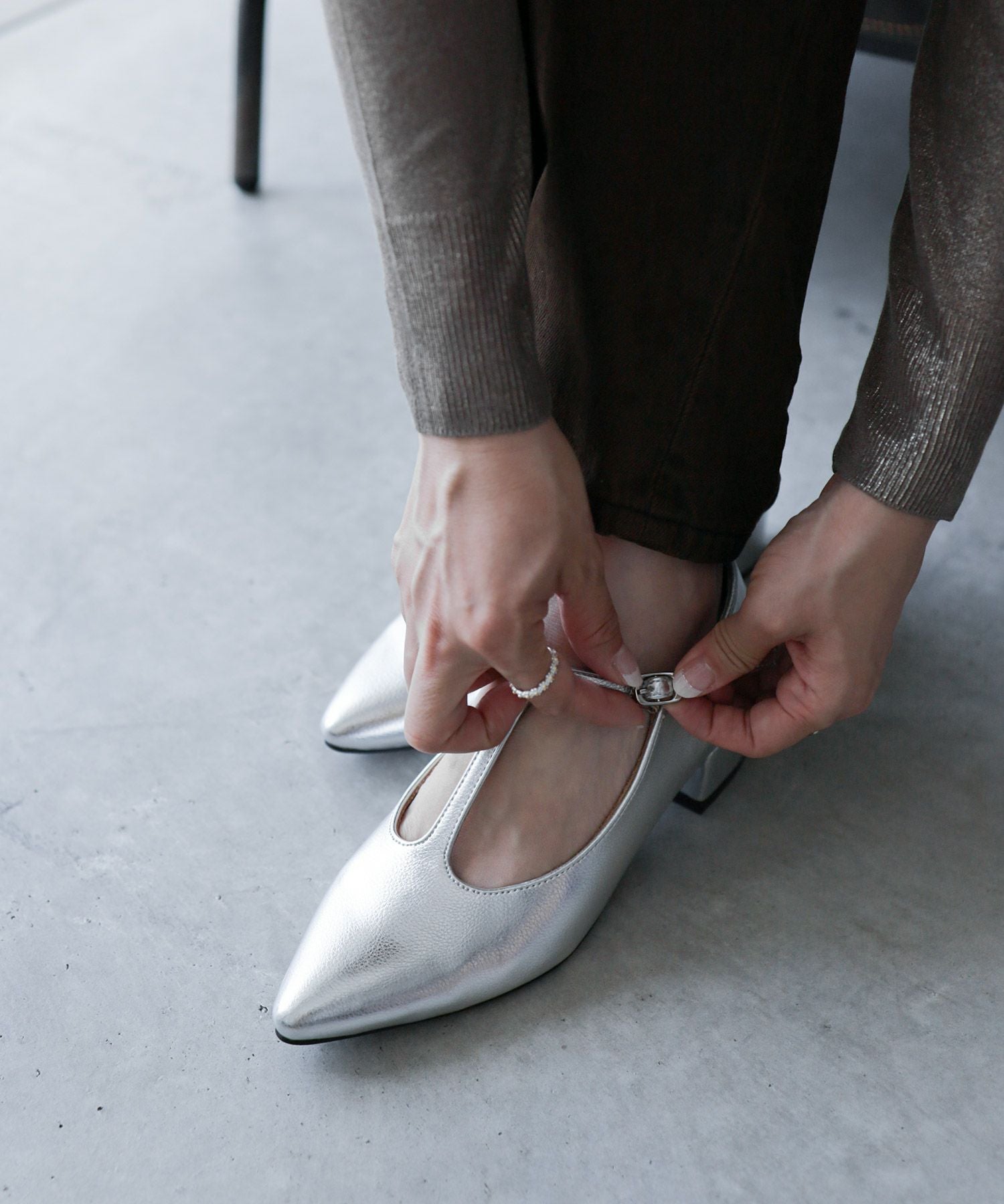 Tストラップミドルヒールパンプス | SESTO(セスト)|レディースシューズ