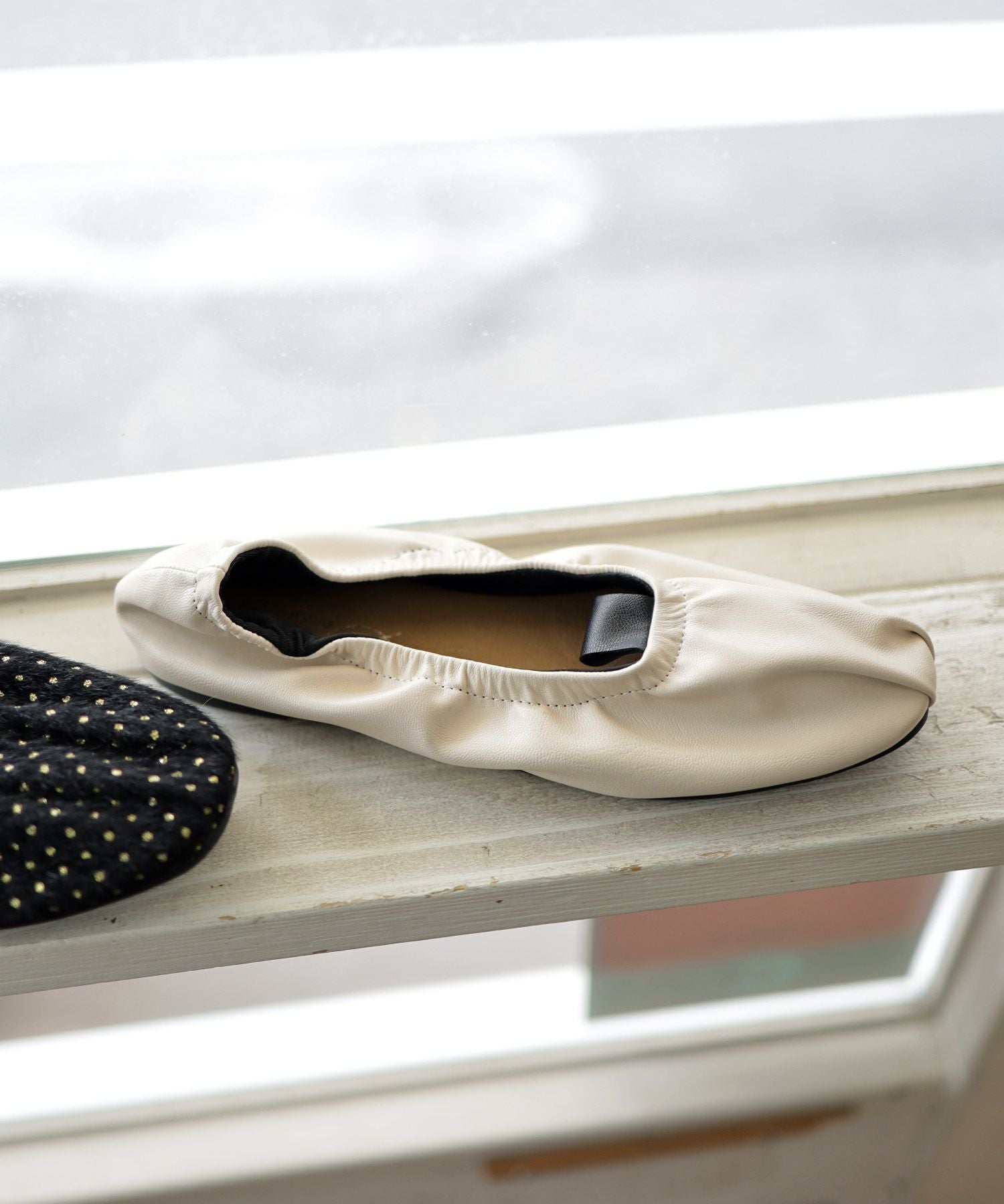 柔らかゴムフラットバレエパンプス▲返品交換不可