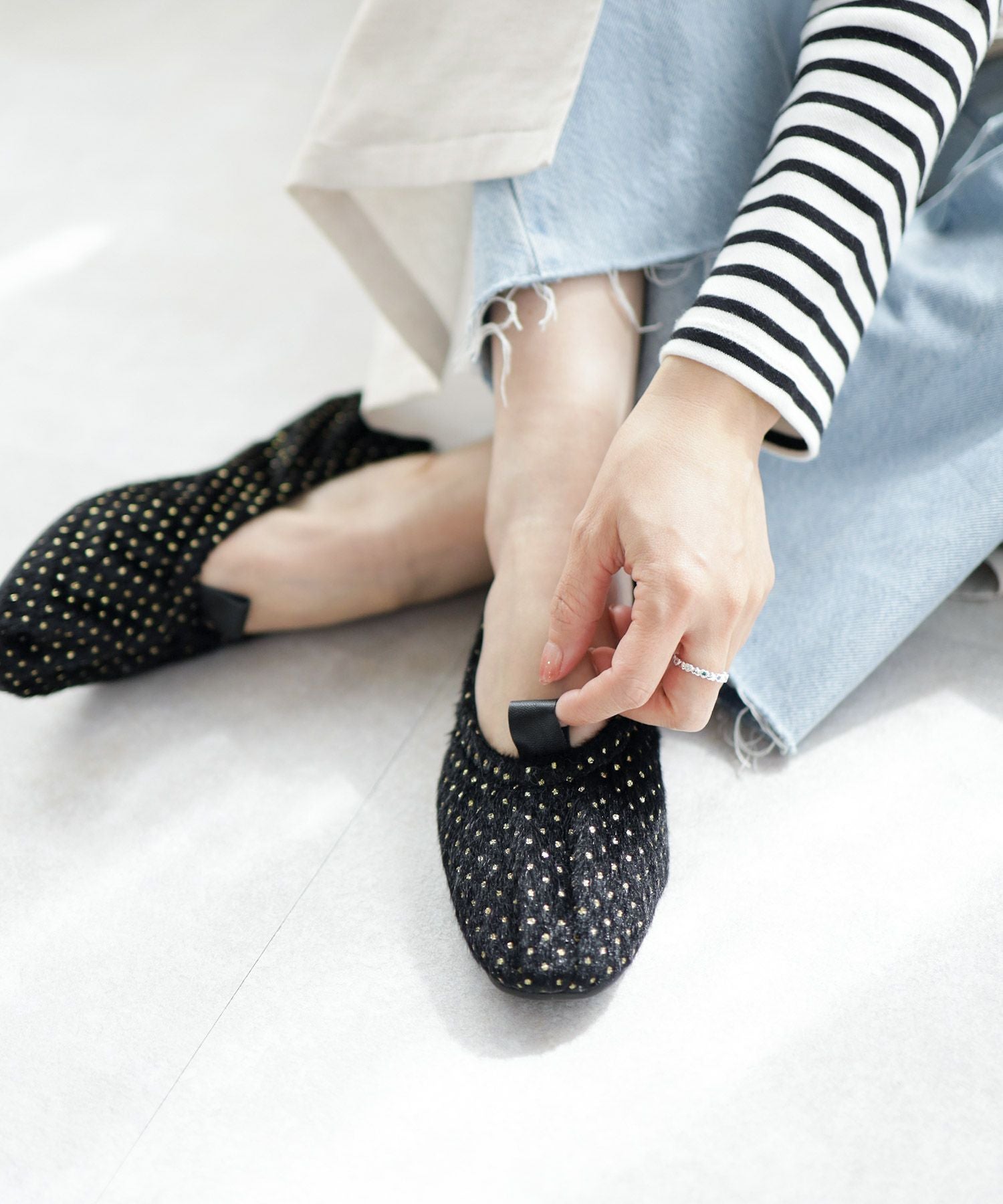 柔らかゴムフラットバレエパンプス▲返品交換不可