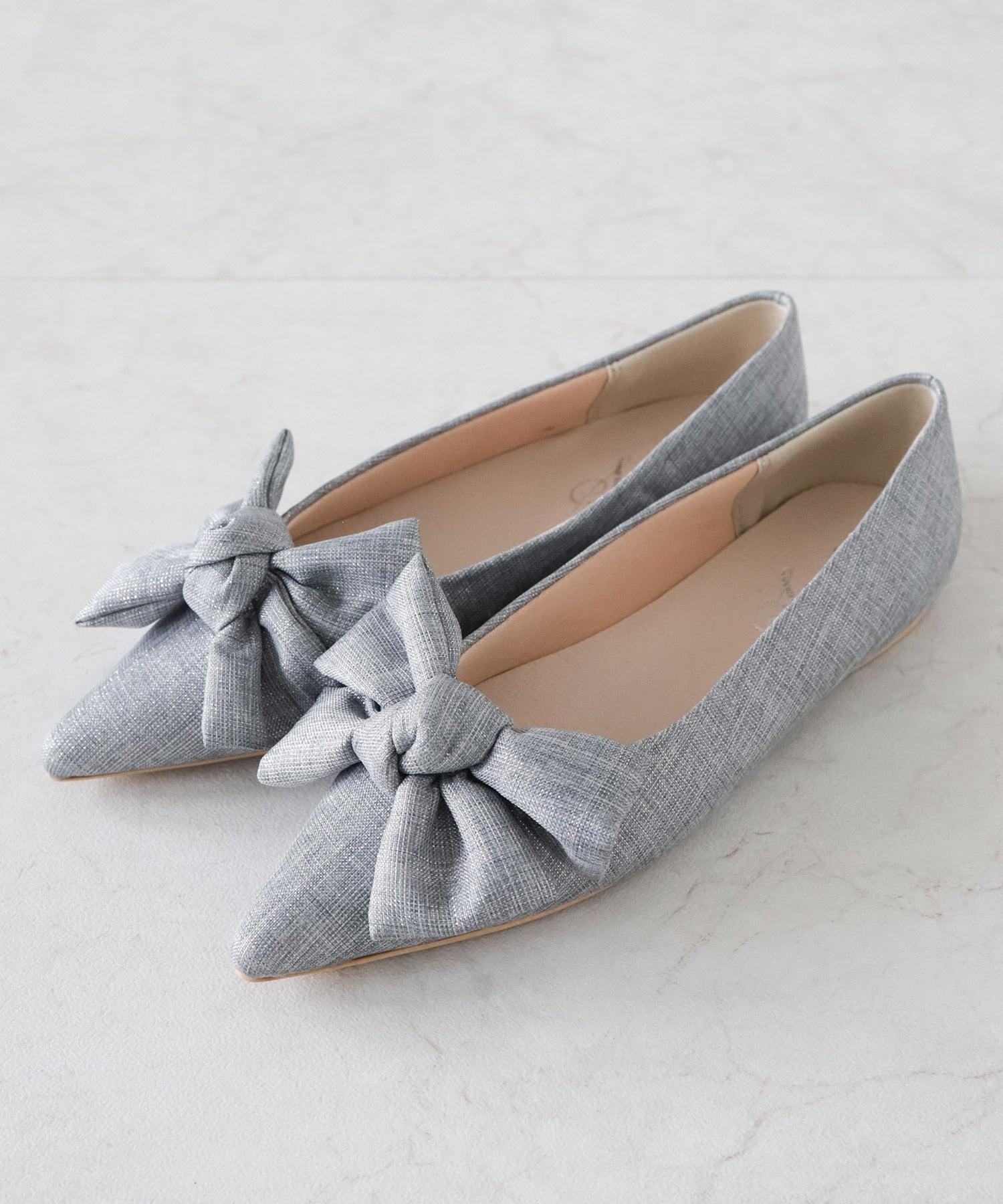 ポインテッドトゥリボンフラットパンプス