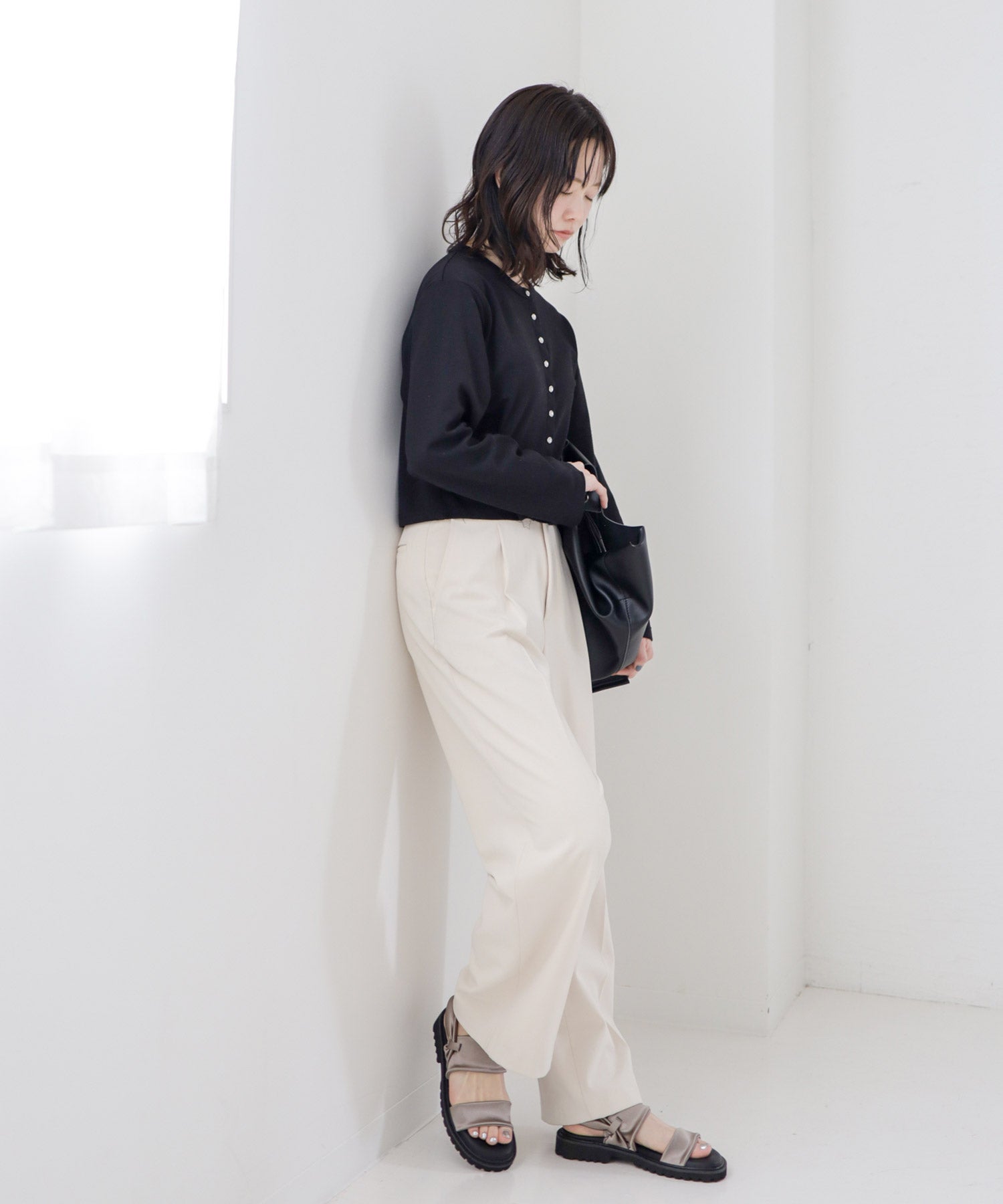 ストレッチサテン軽量厚底サンダル 一部3月下旬入荷予約商品