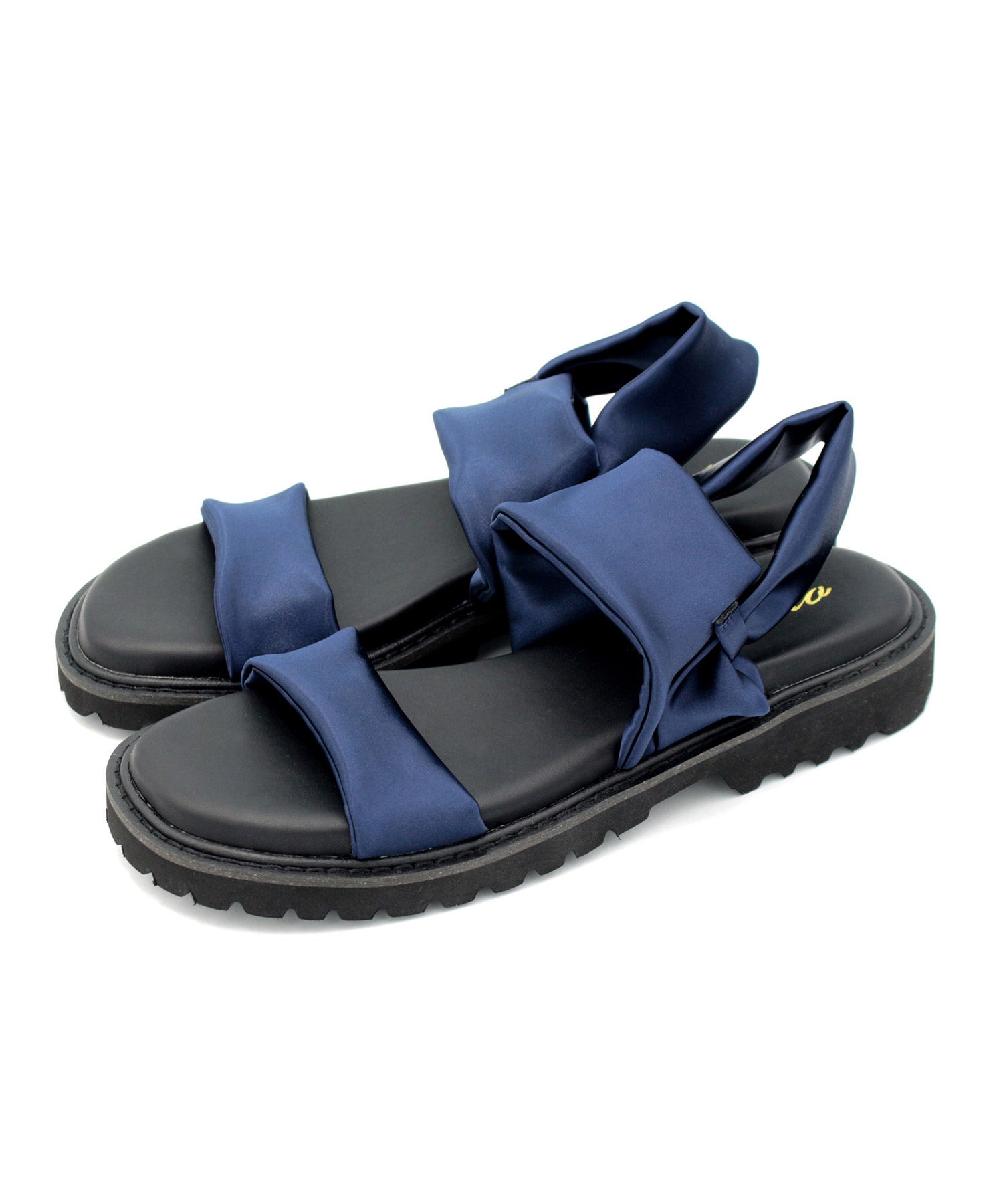 ストレッチサテン軽量厚底サンダル 一部3月下旬入荷予約商品