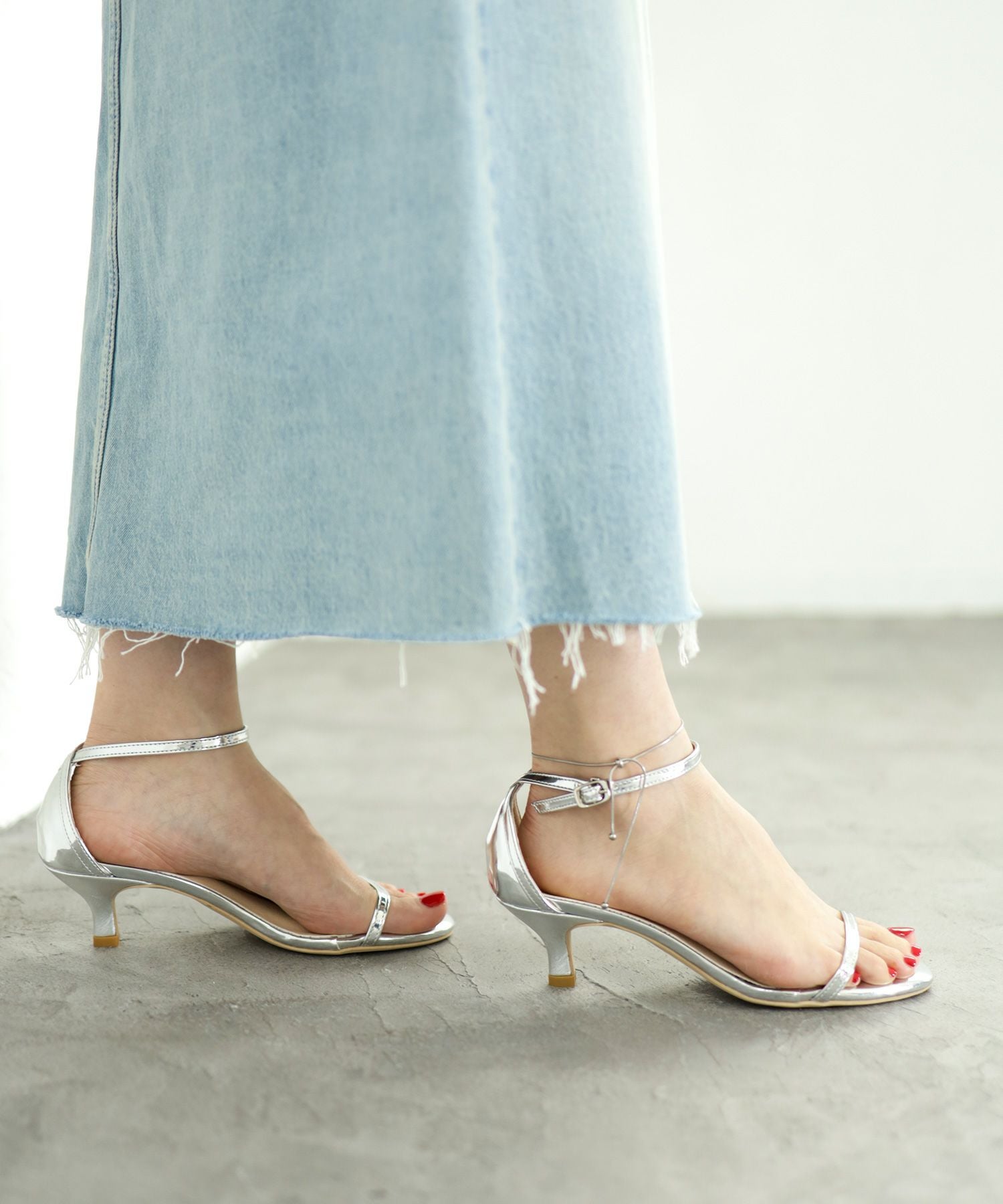 ワンストラップキトゥンヒールサンダル▲返品不可