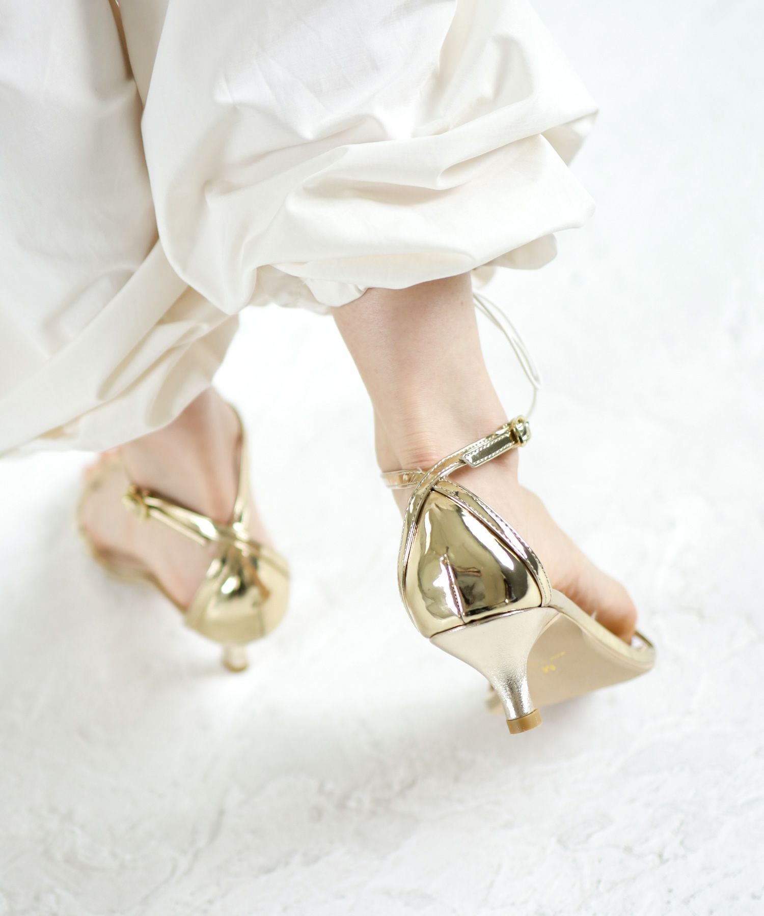 ワンストラップキトゥンヒールサンダル▲返品不可