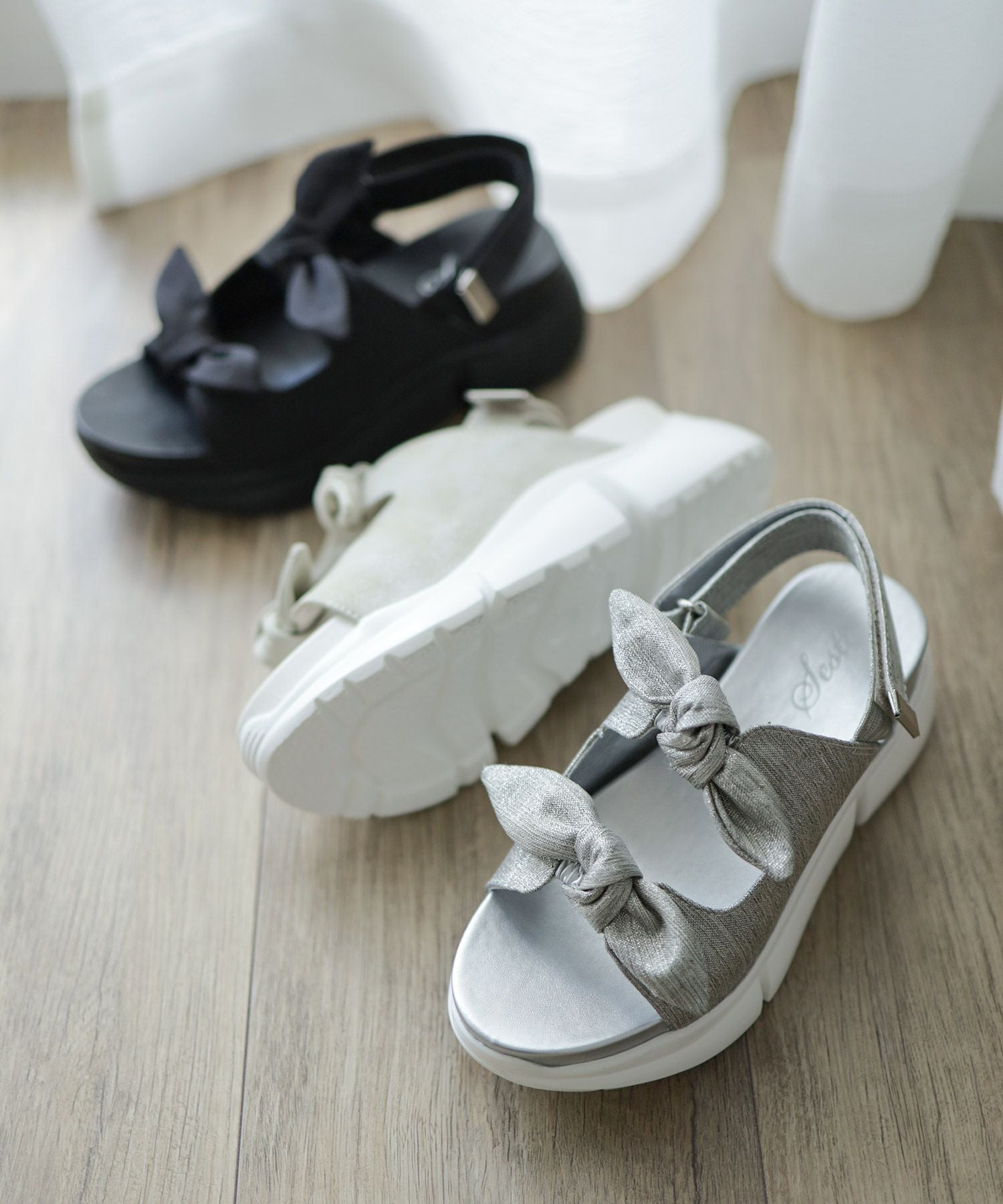 ダブルリボン軽量スポーティソールサンダル▲返品不可