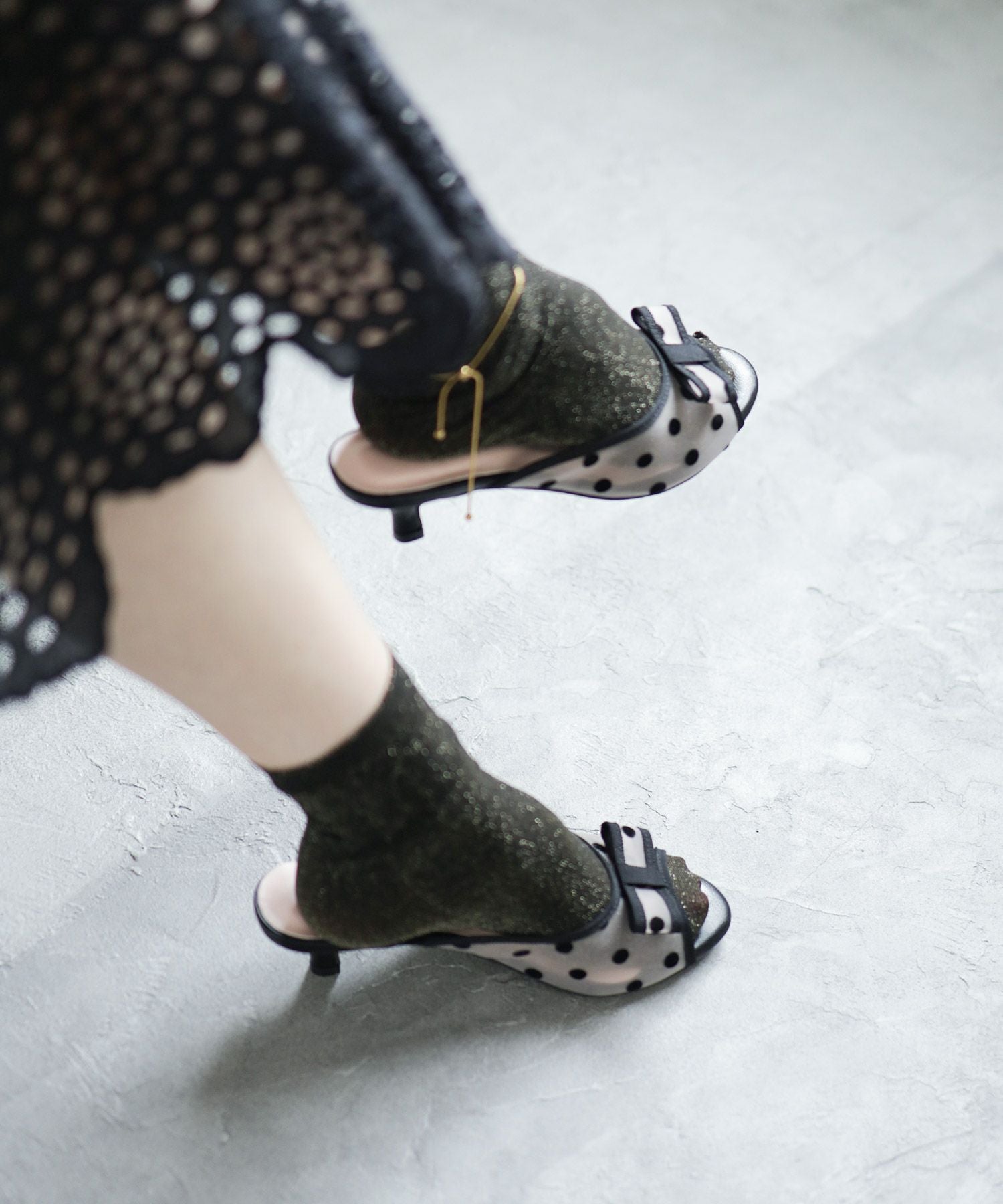 ドットチュールリボンミュールサンダル