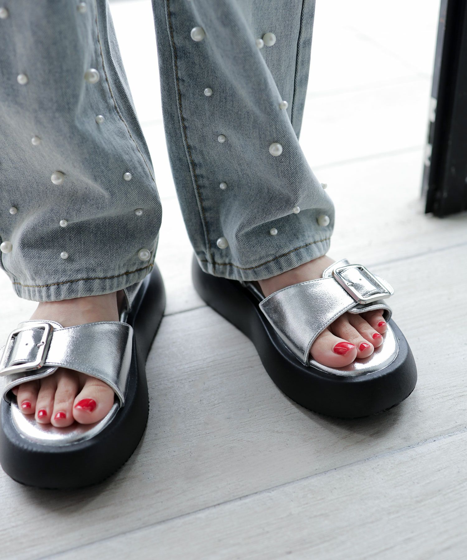 ダブルベルト厚底サンダル