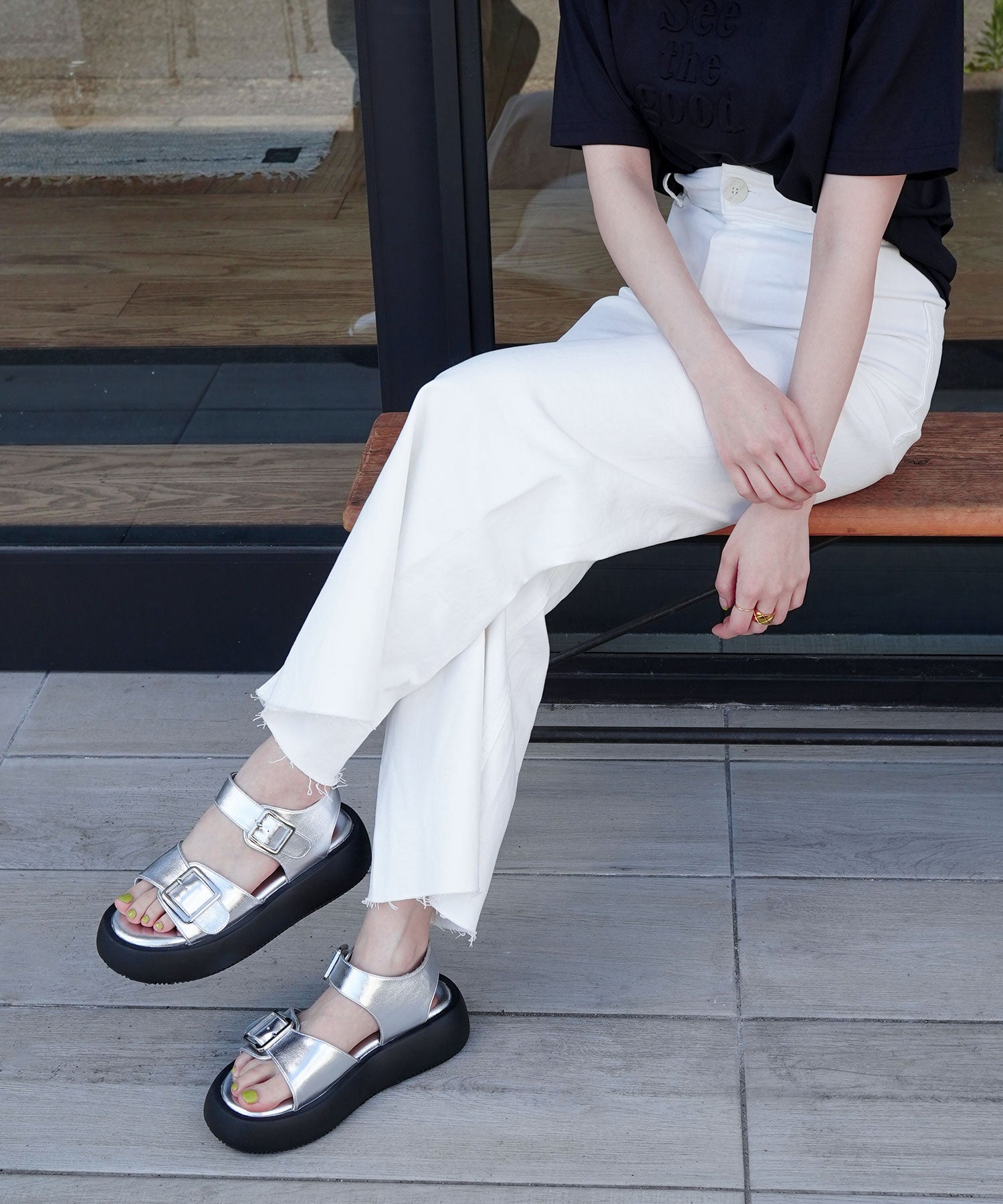 ダブルベルト厚底サンダル