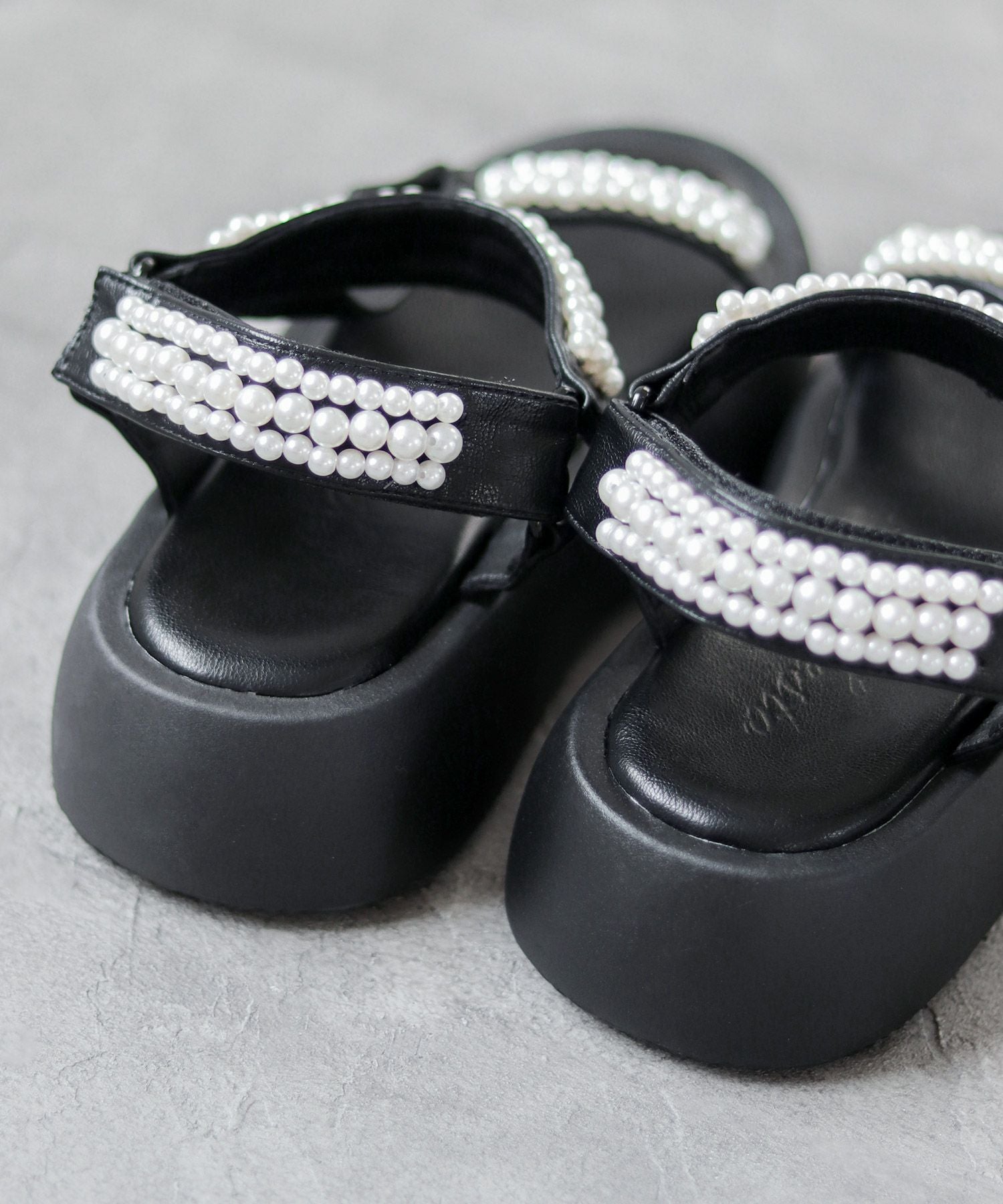 パールデザイン厚底ベルクロスポーツサンダル▲返品不可